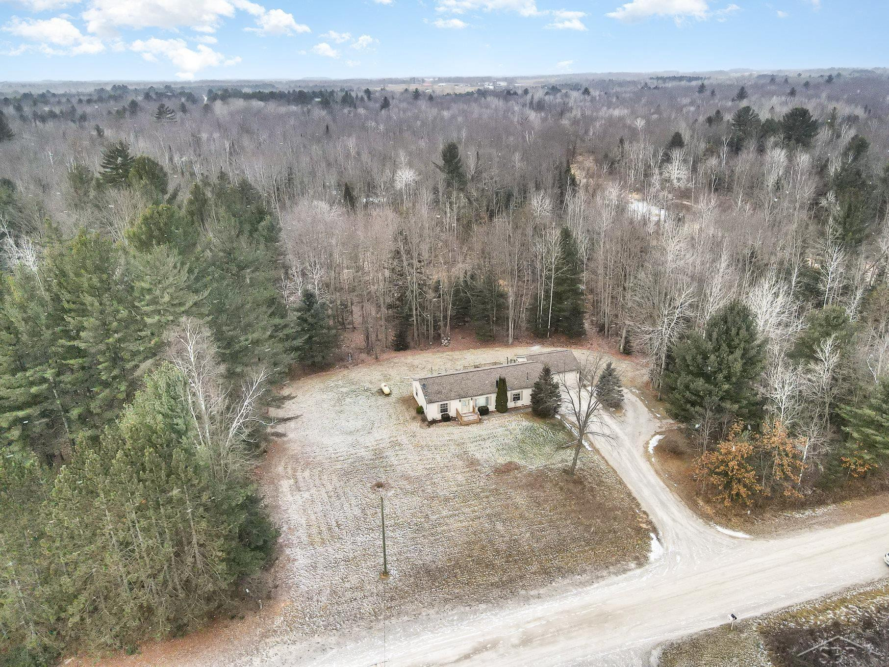 2492 S Towerline Road, Whittemore, MI 48770 — Photo 30