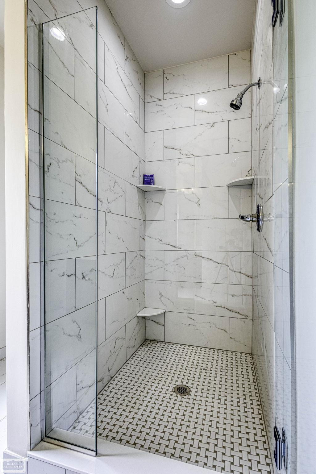 5158 June Drive, Almont, MI 48003 — Photo 23
