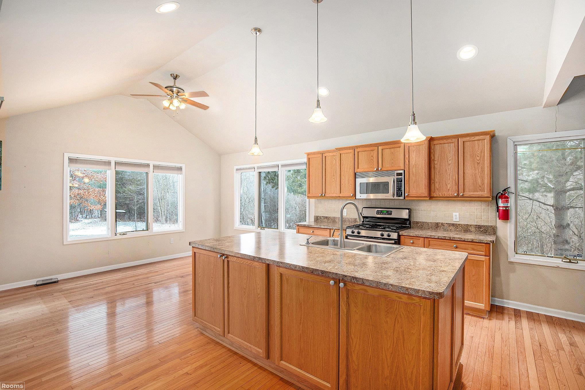401 Nolan Road, Wales, MI — Photo 10