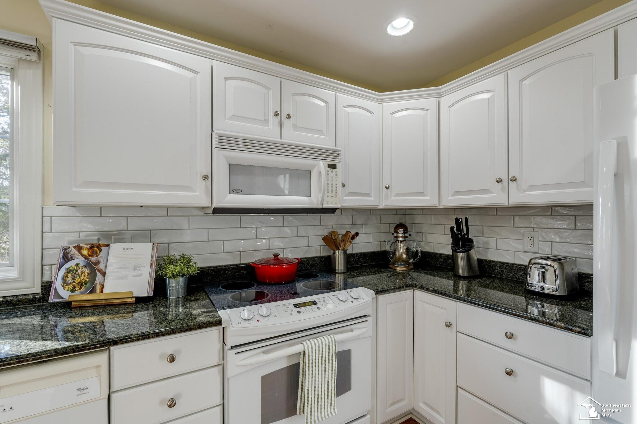 505 Brooks Hollow, Dundee, MI 48131 — Photo 9