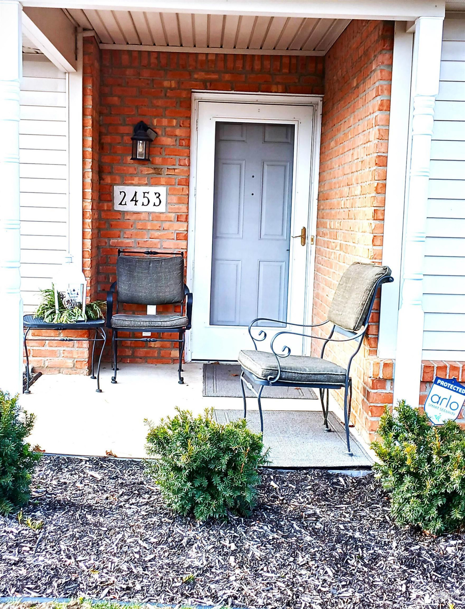 2453 Sutton Drive, Temperance, MI 48182 — Photo 2