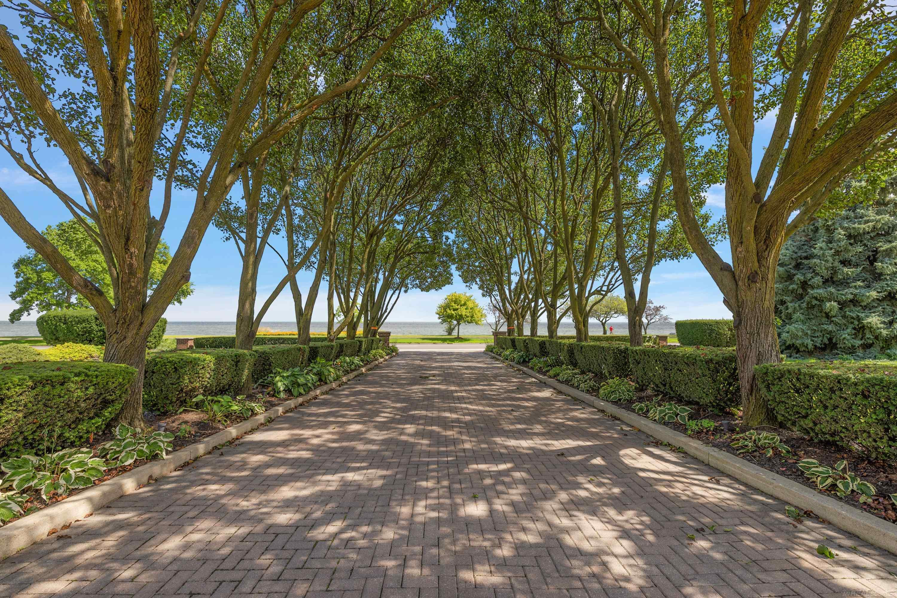 555 Lake Shore Road, Grosse Pointe Shores, MI 48236 — Photo 5