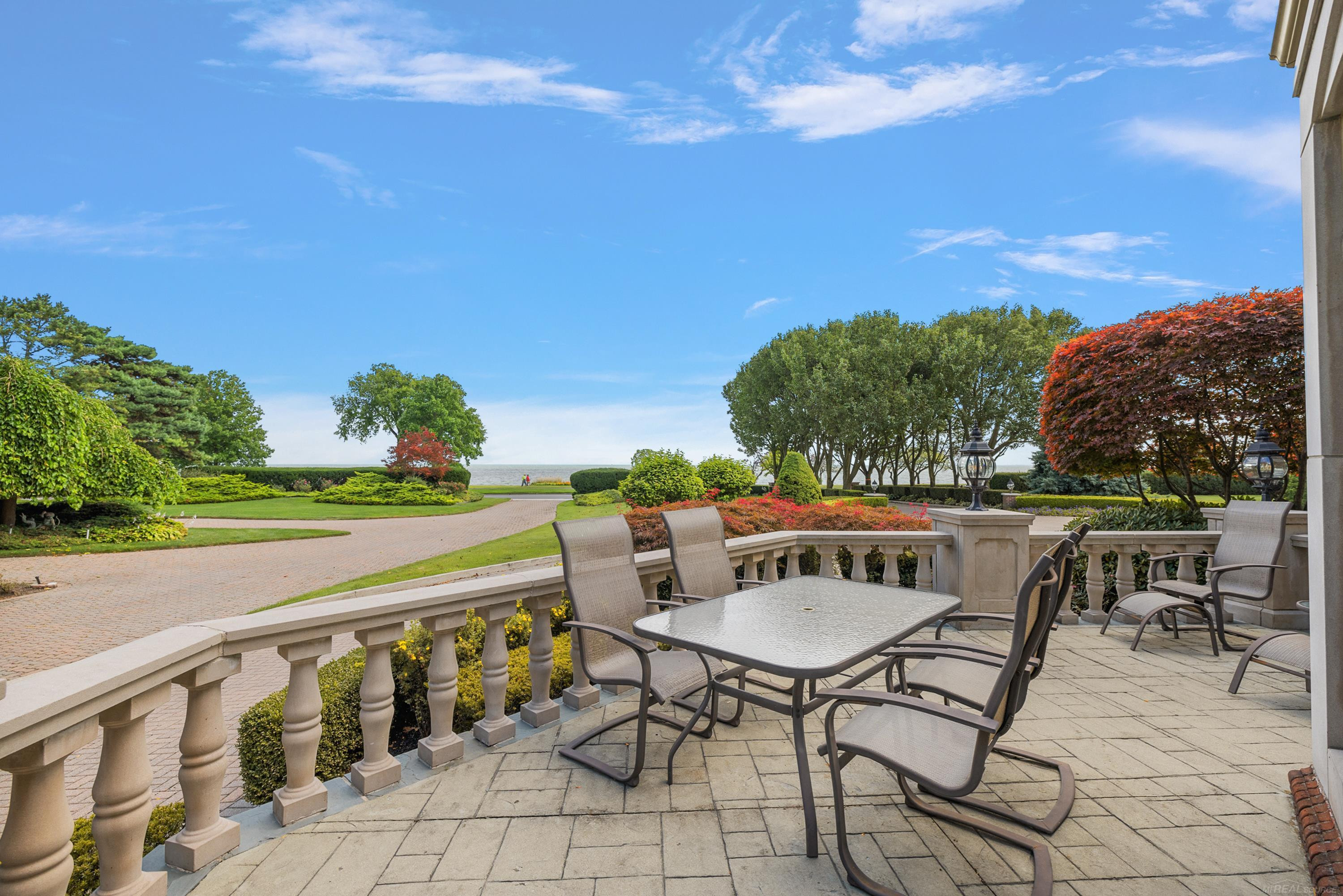 555 Lake Shore Road, Grosse Pointe Shores, MI 48236 — Photo 23