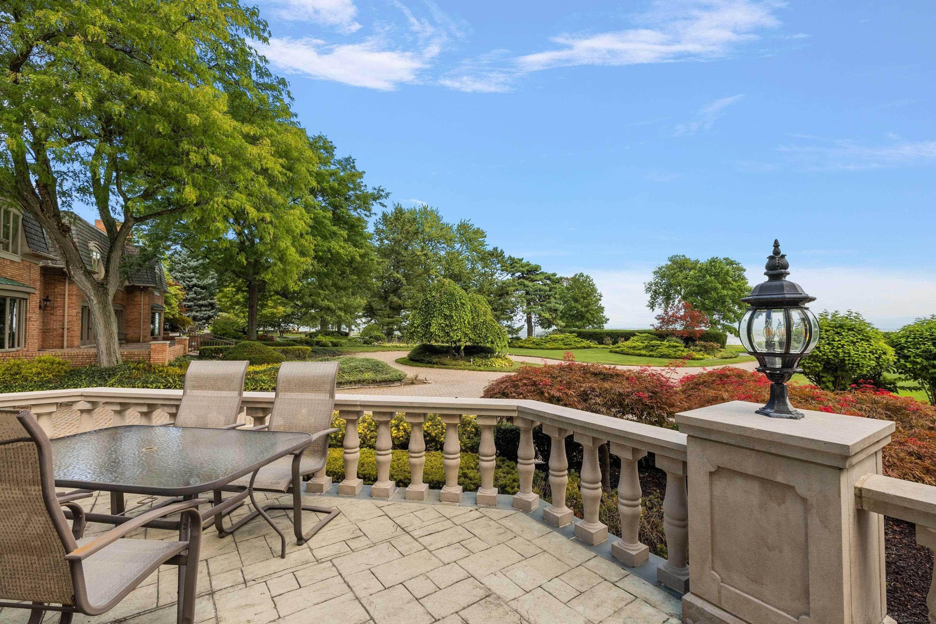 555 Lake Shore Road, Grosse Pointe Shores, MI 48236 — Photo 25
