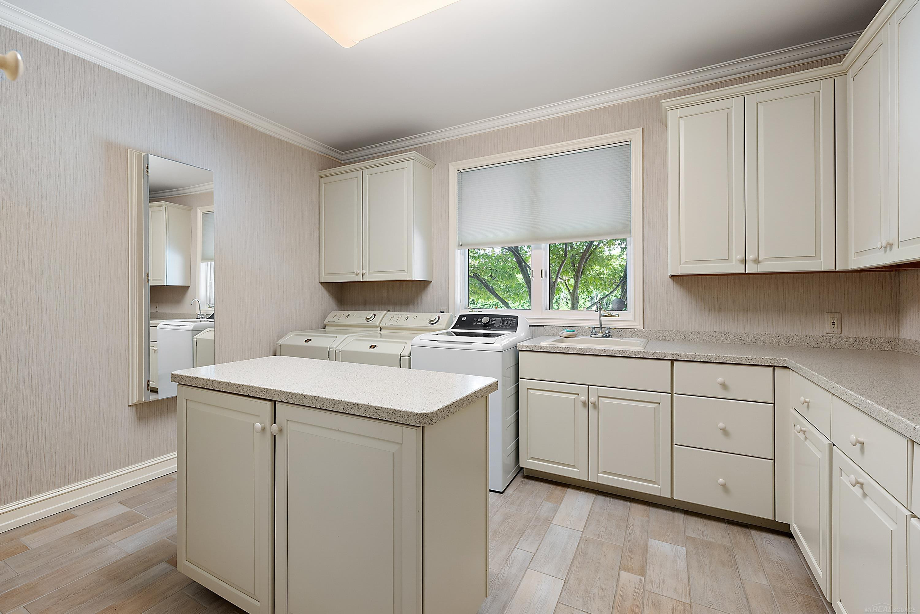 555 Lake Shore Road, Grosse Pointe Shores, MI 48236 — Photo 41