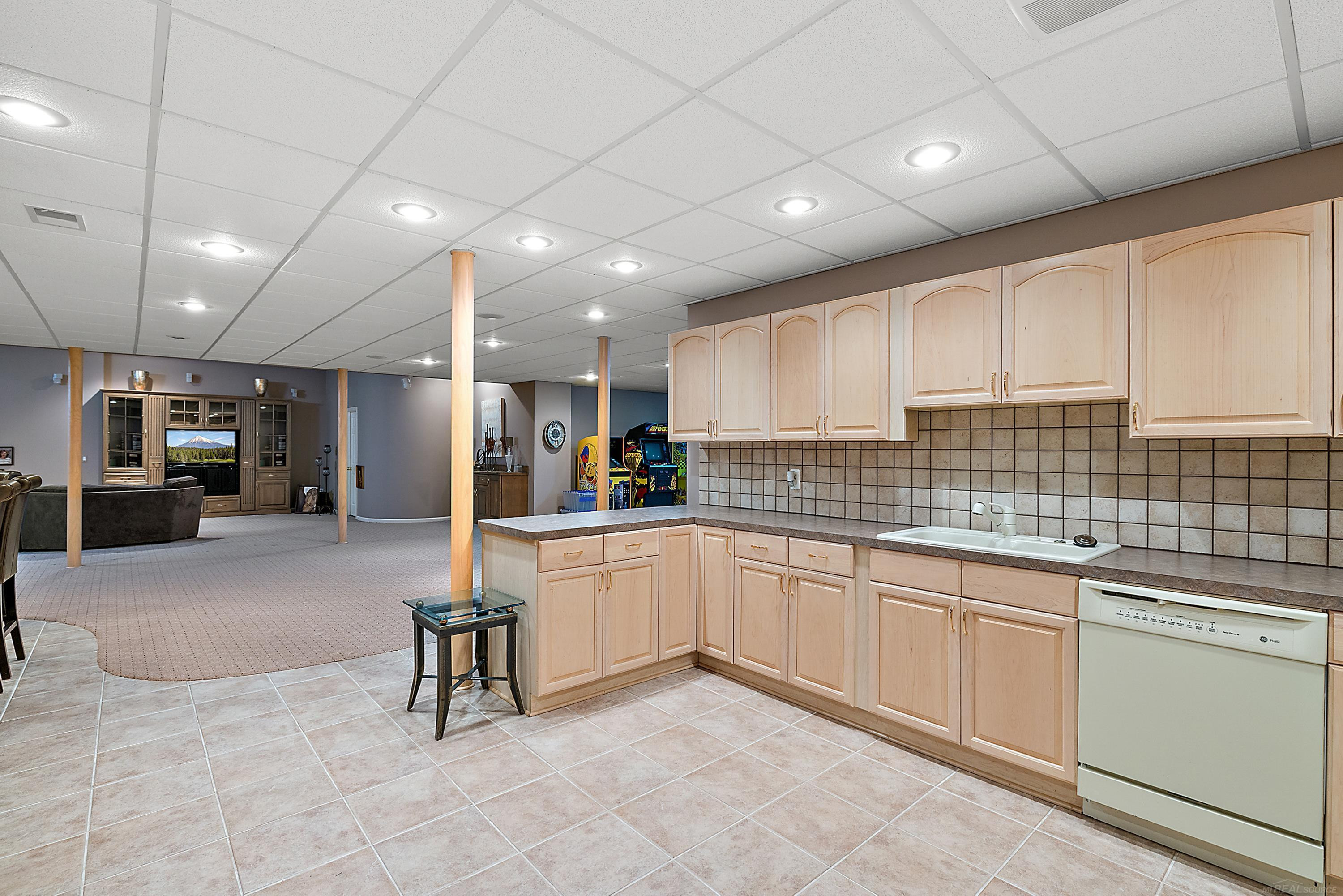 555 Lake Shore Road, Grosse Pointe Shores, MI 48236 — Photo 75