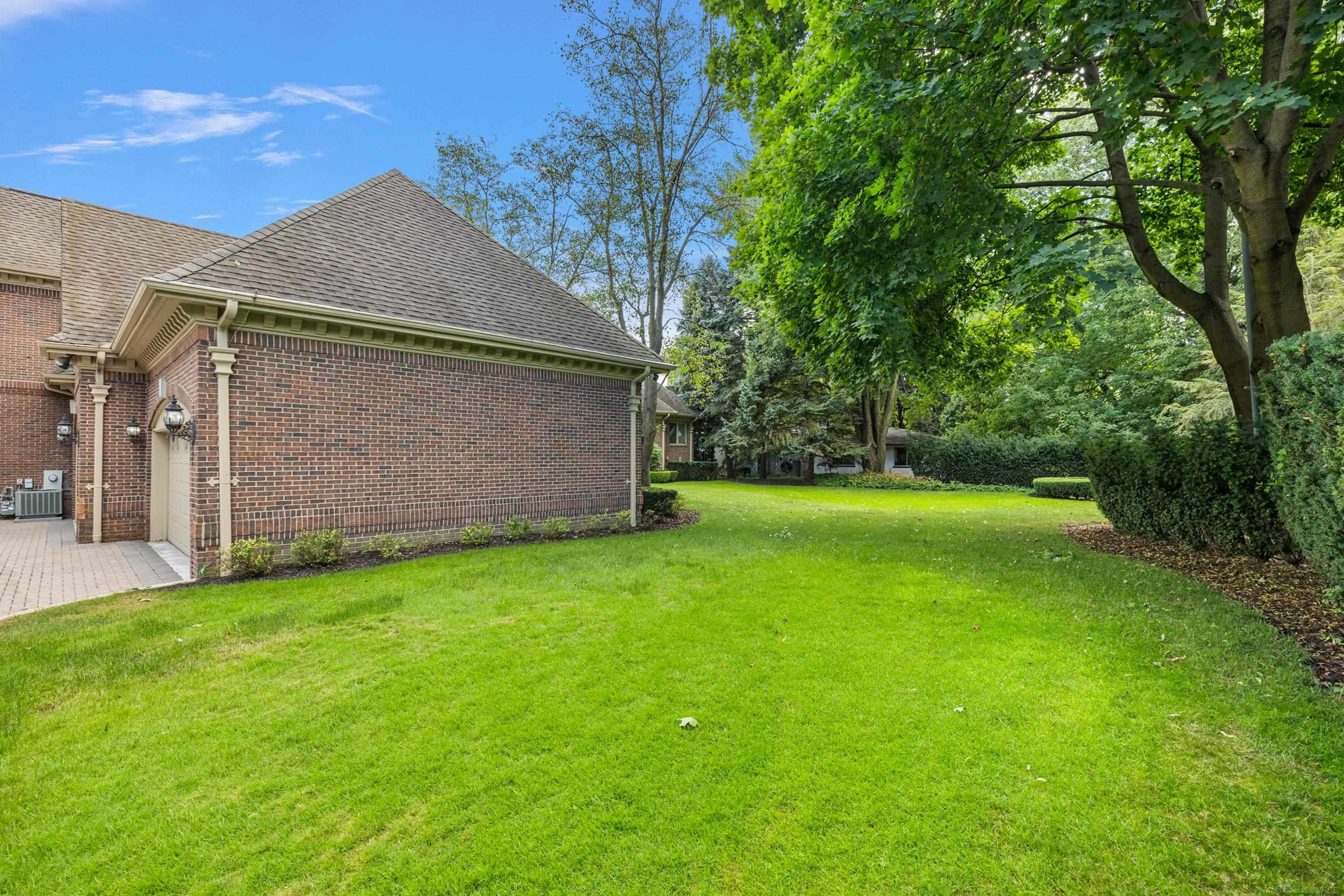555 Lake Shore Road, Grosse Pointe Shores, MI 48236 — Photo 87