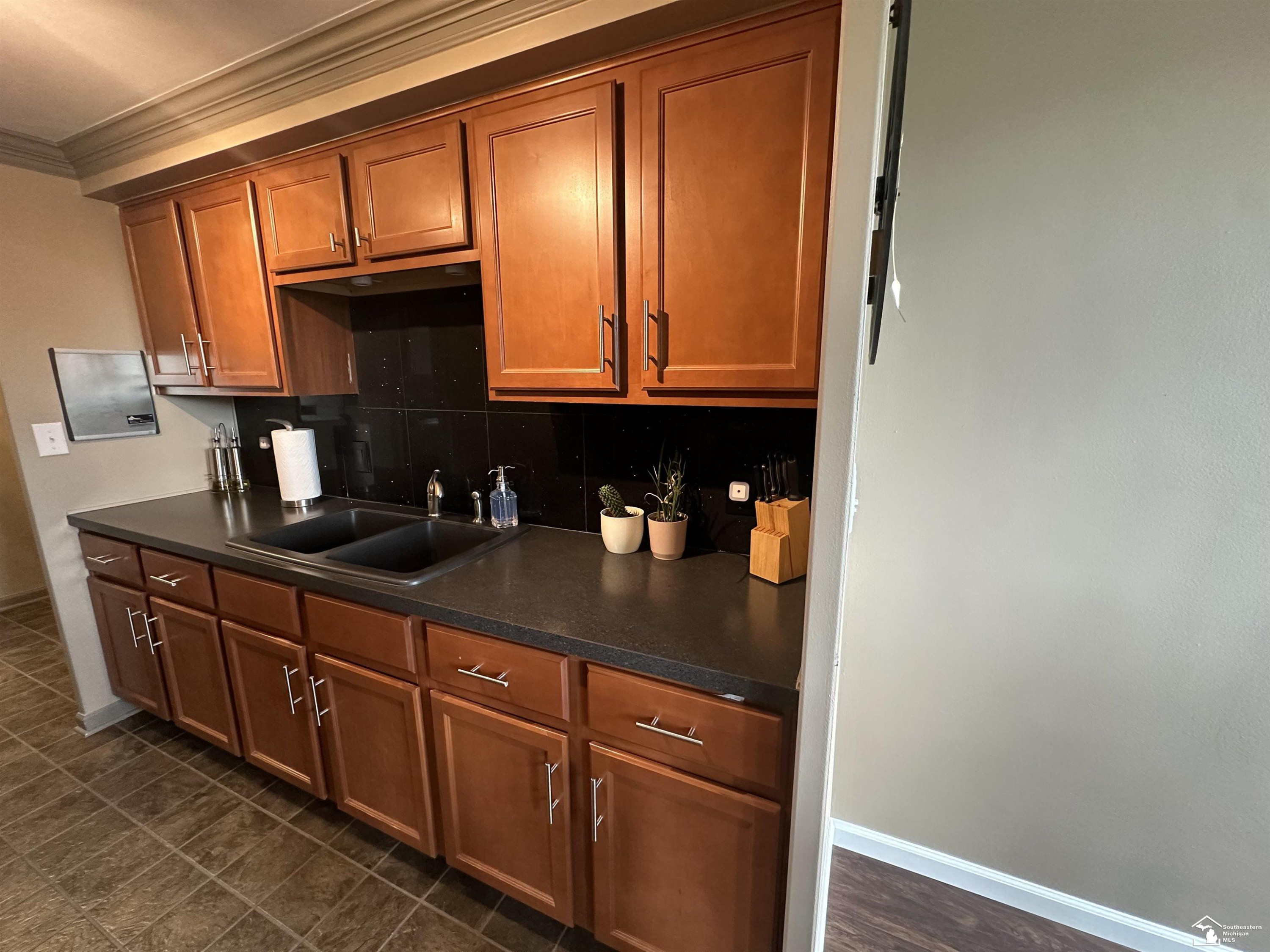 22700 Garrison #502 Street, 502, Dearborn, MI 48124 — Photo 7