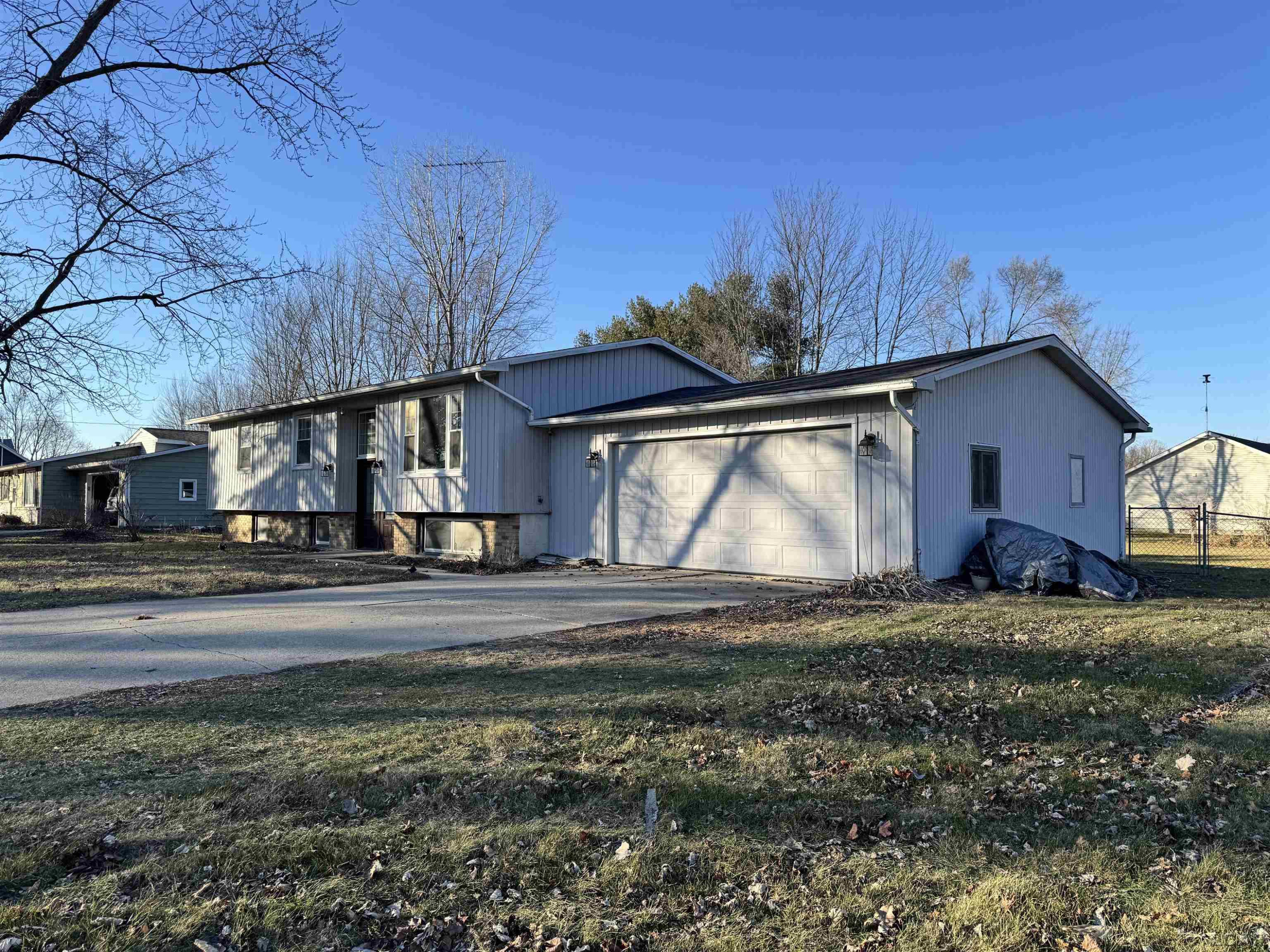 370 S Monroe, Blissfield, MI 49228 — Photo 3