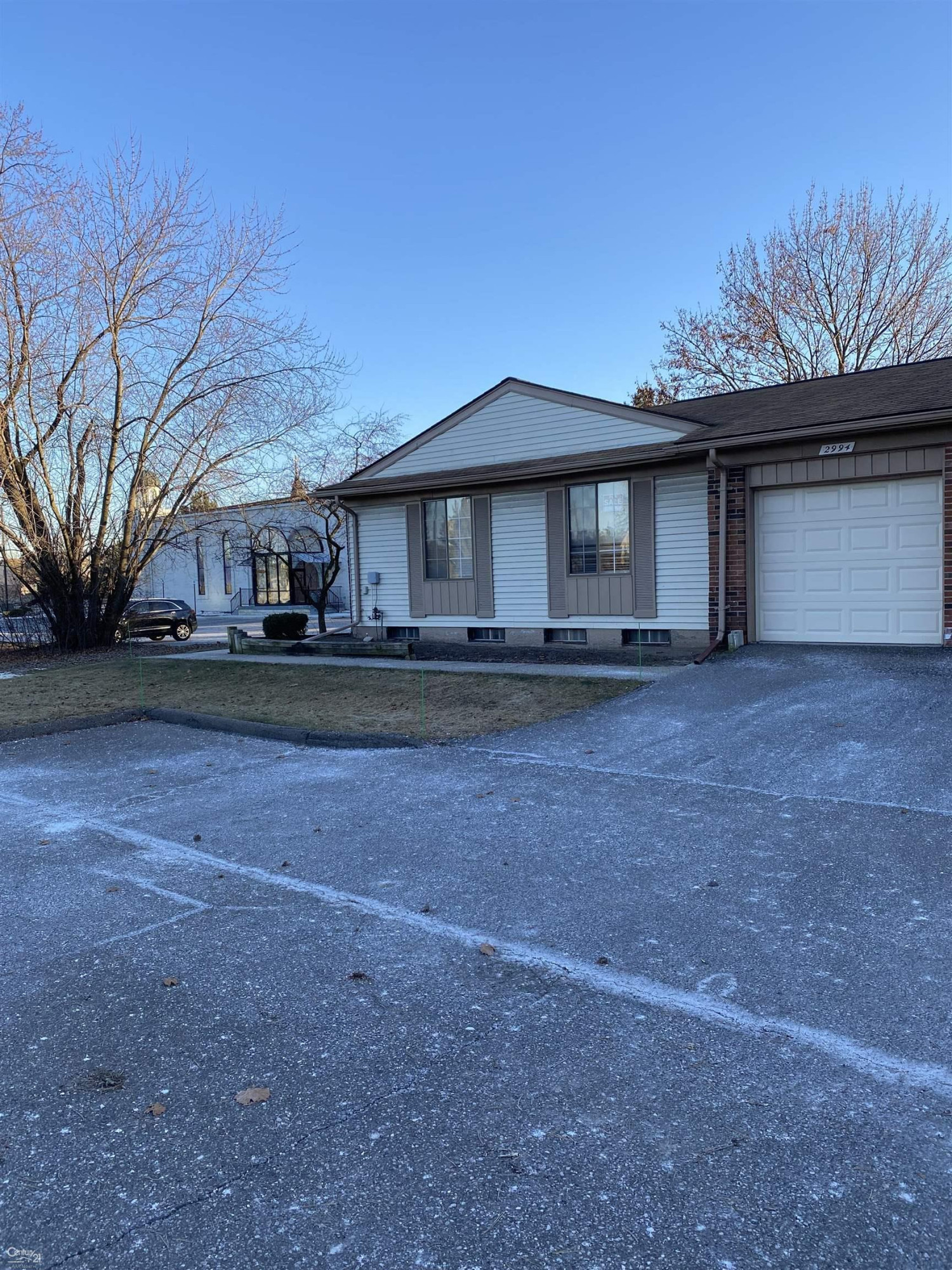 2994 Roundtree Drive, Troy, MI 48083 — Photo 2