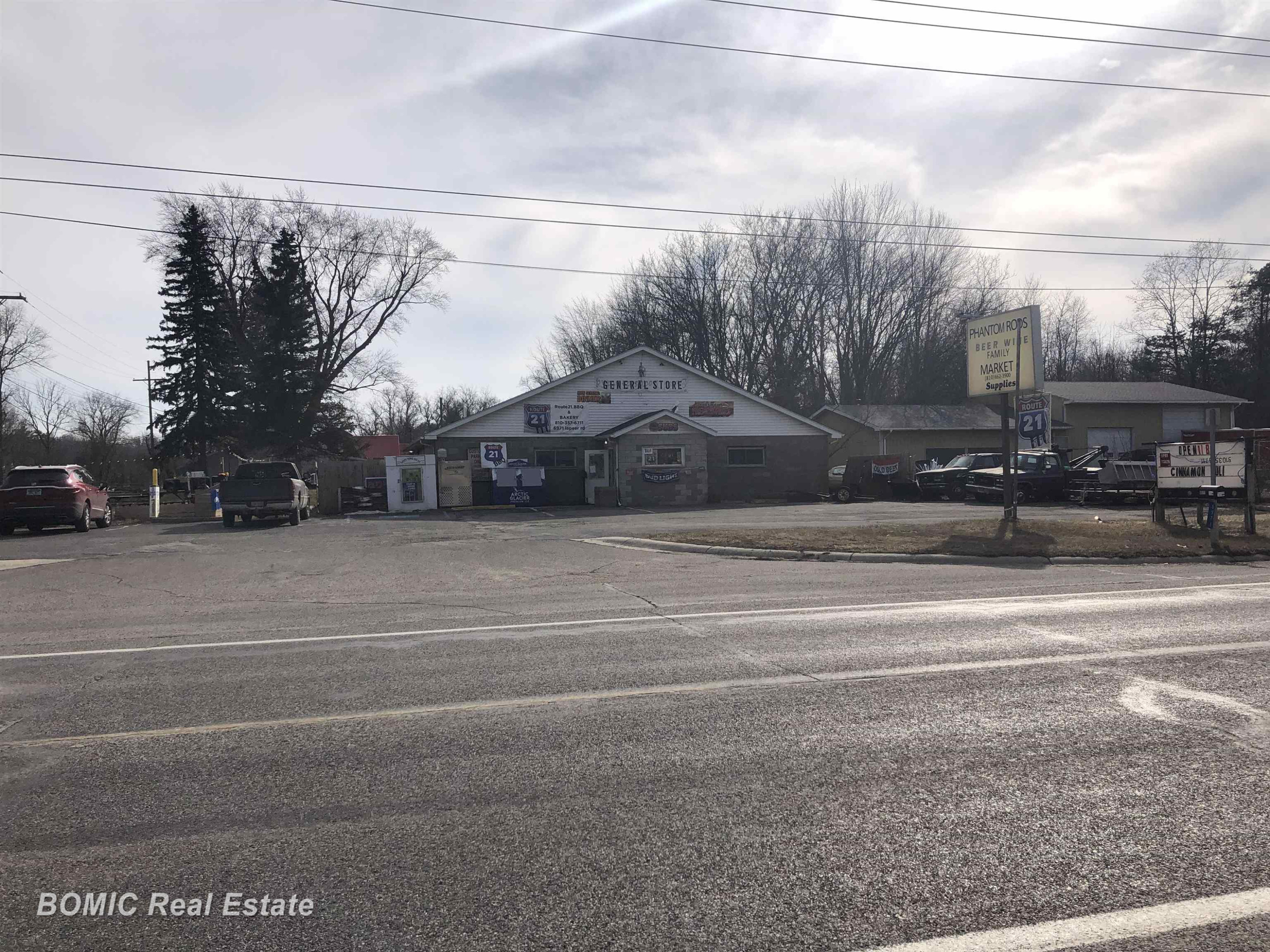 6971 Lapeer Road, Kimball, MI — Photo 12