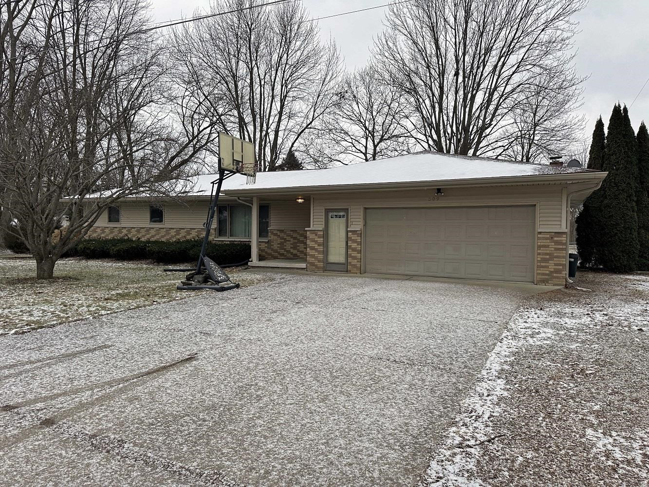 509 Andres Street, Chesaning, MI 48616 — Photo 3