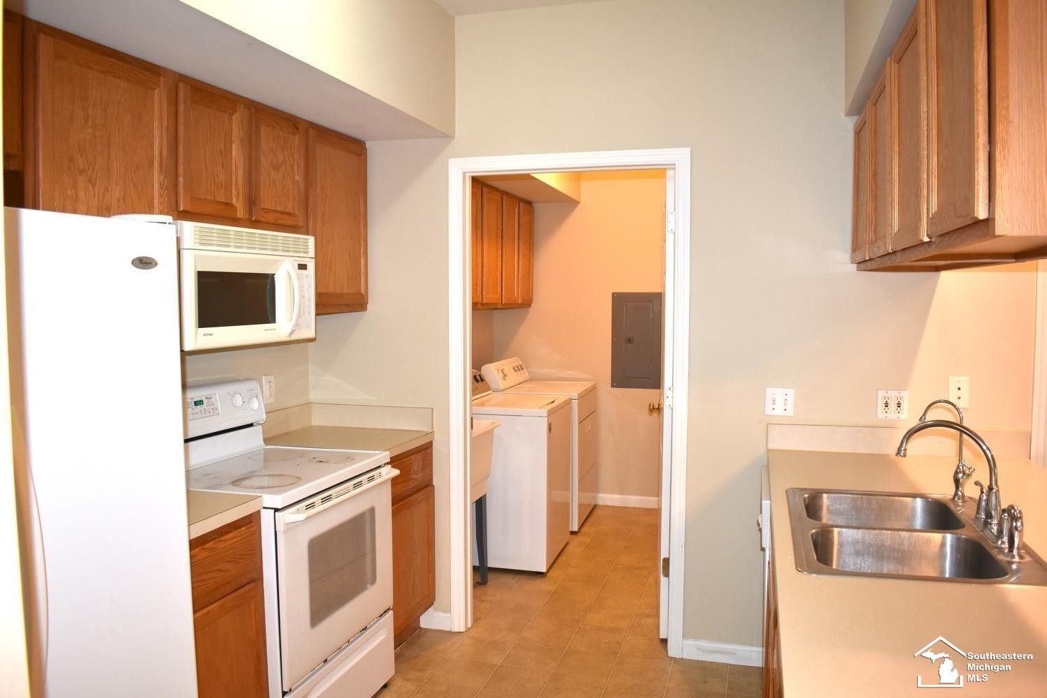 201 Cherry Lane, Milan, MI 48160 — Photo 6