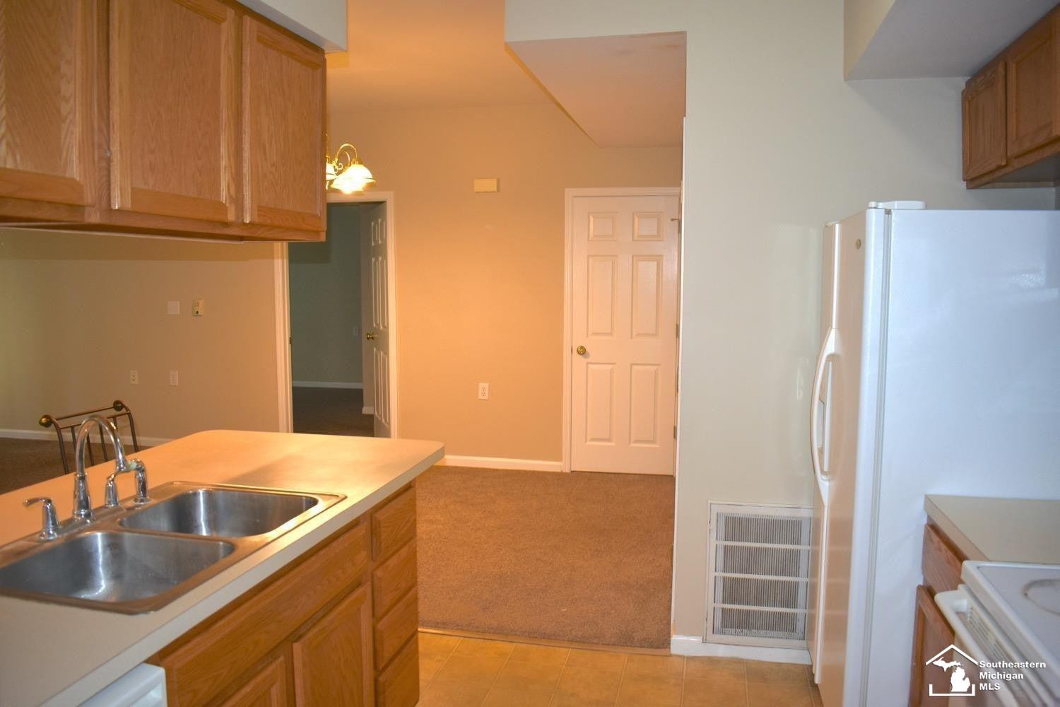 201 Cherry Lane, Milan, MI 48160 — Photo 7