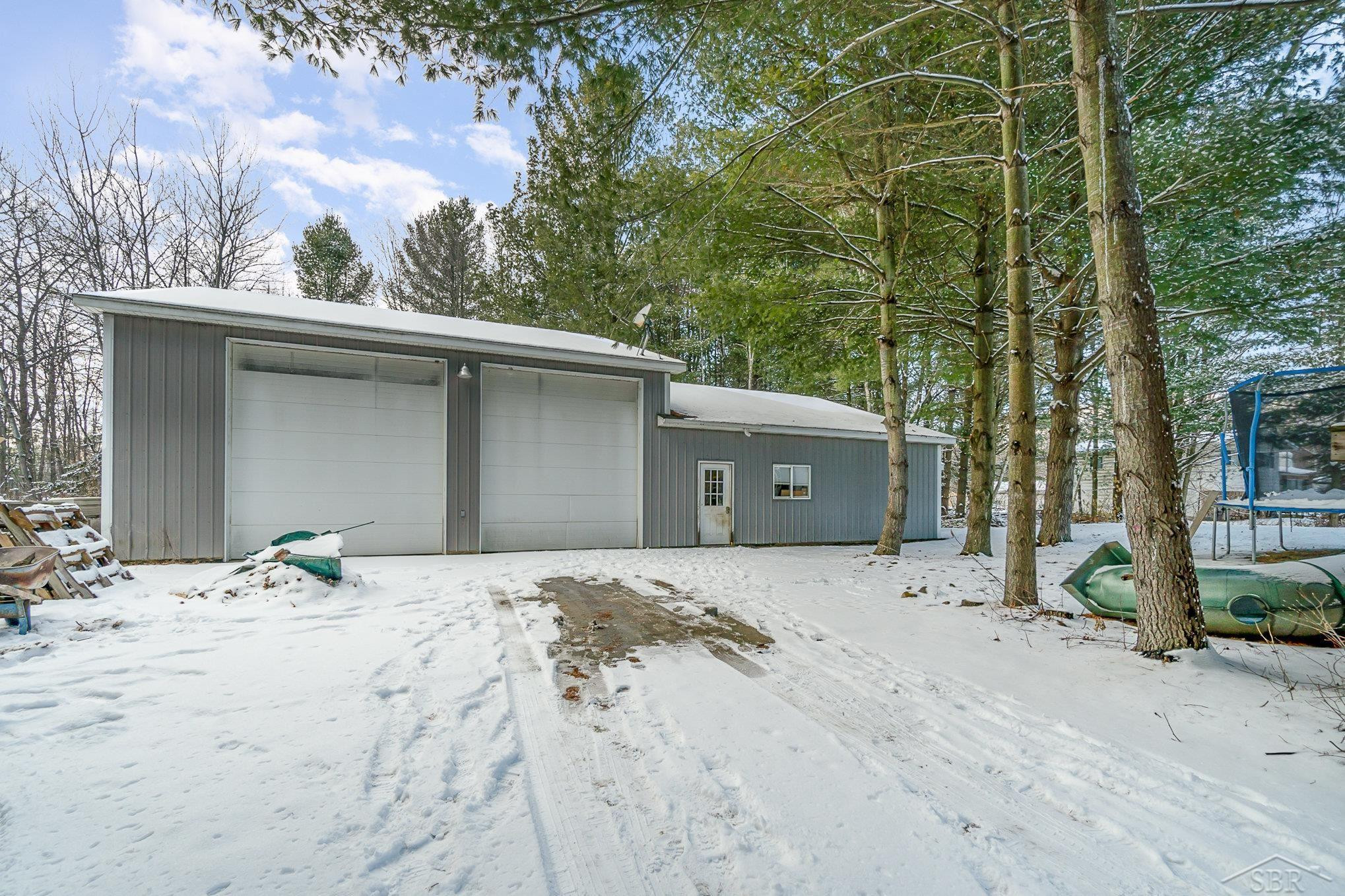 3590 S Brennan Road, Hemlock, MI 48626 — Photo 17