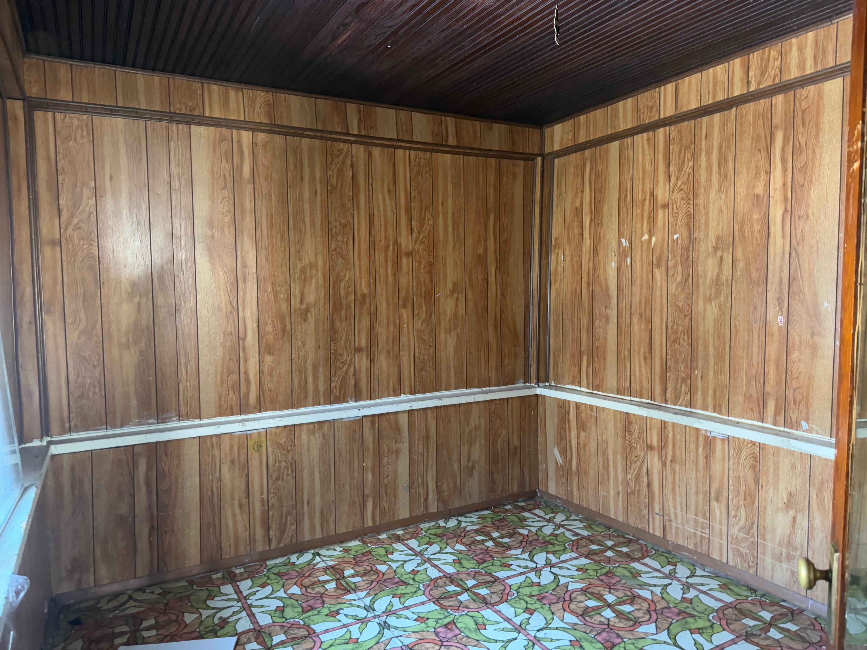 915 Burt Street, Saginaw, MI 48607 — Photo 9