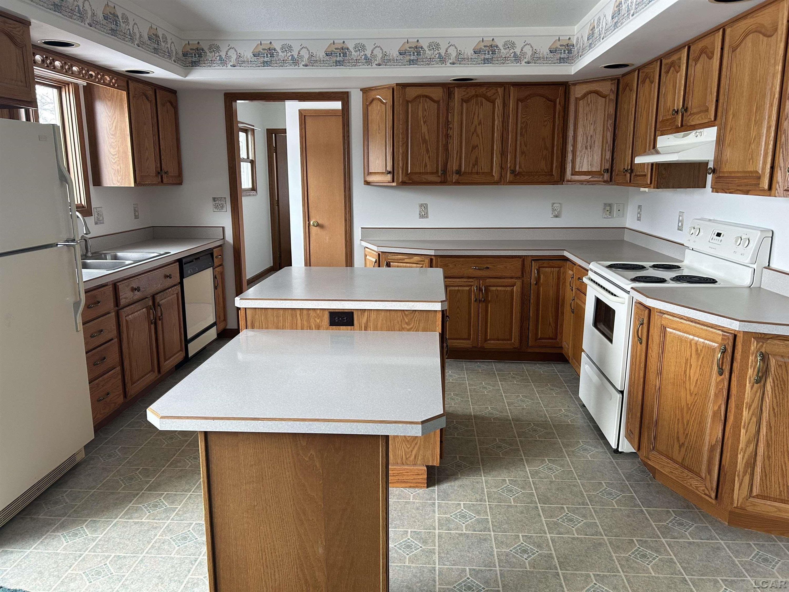 12533 US 223, Manitou Beach, MI 49253 — Photo 8