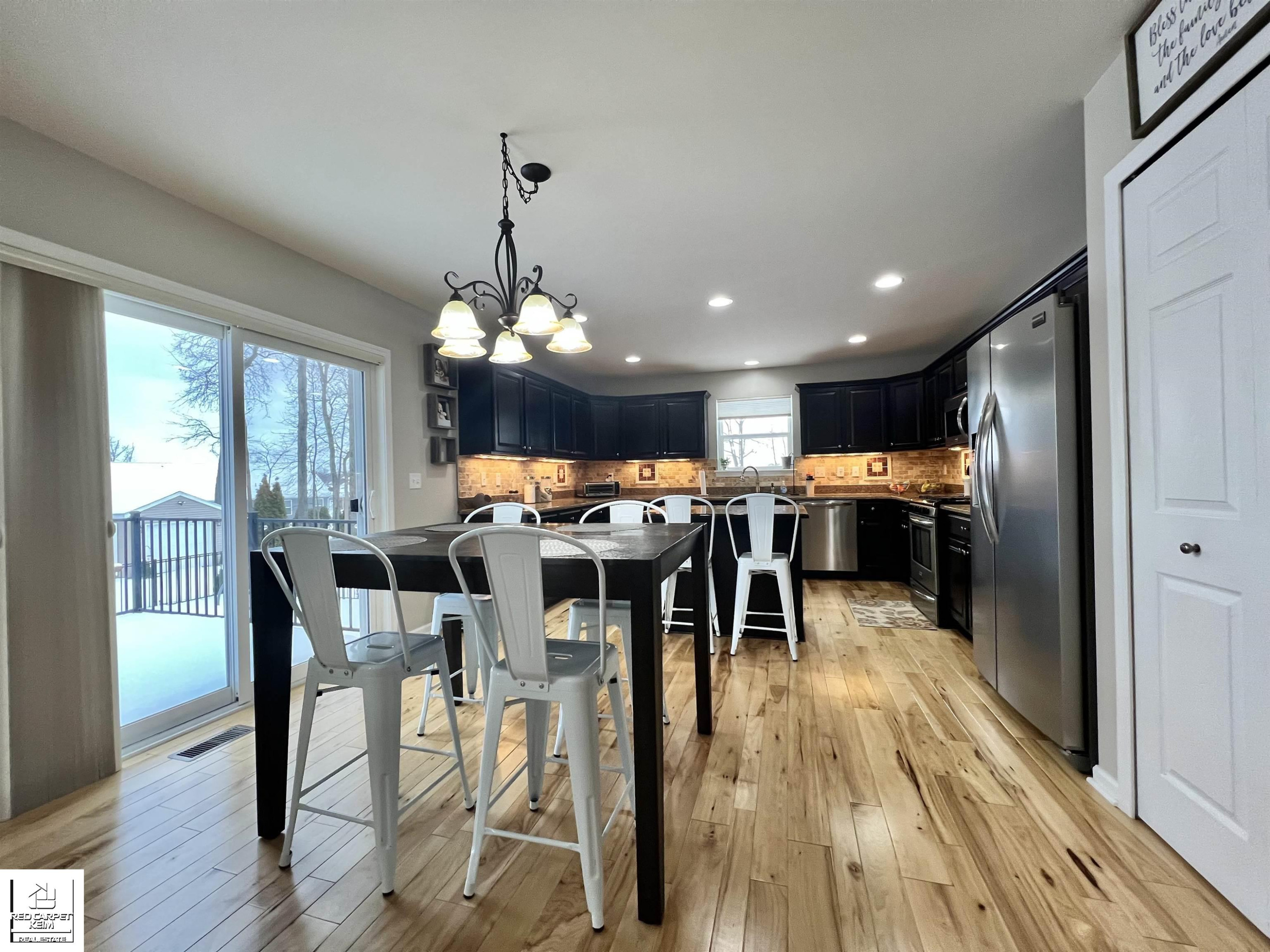8333 Oak Ridge Drive, MI — Photo 2