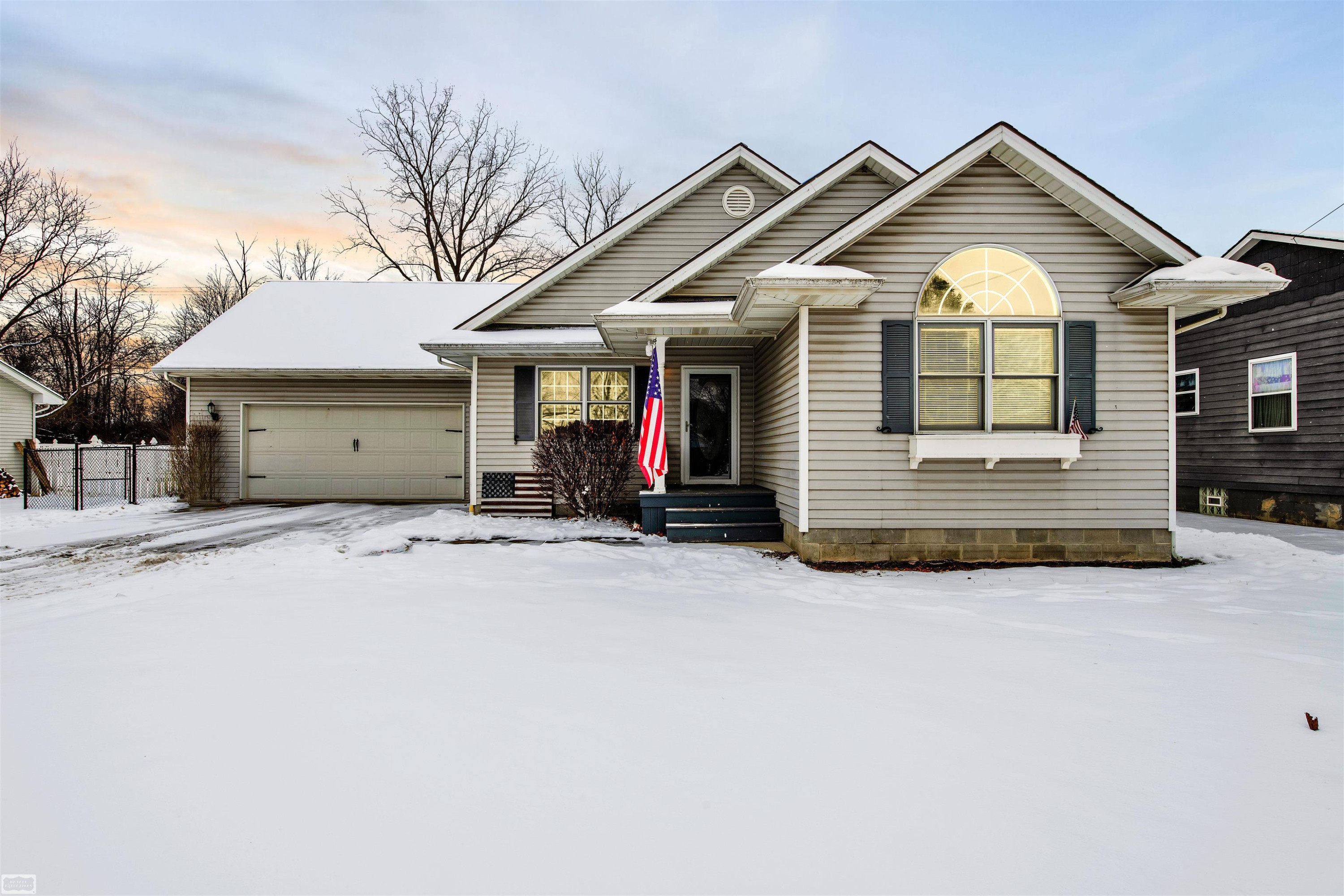 505 S Main Street, Capac, MI 48014 — Photo 3