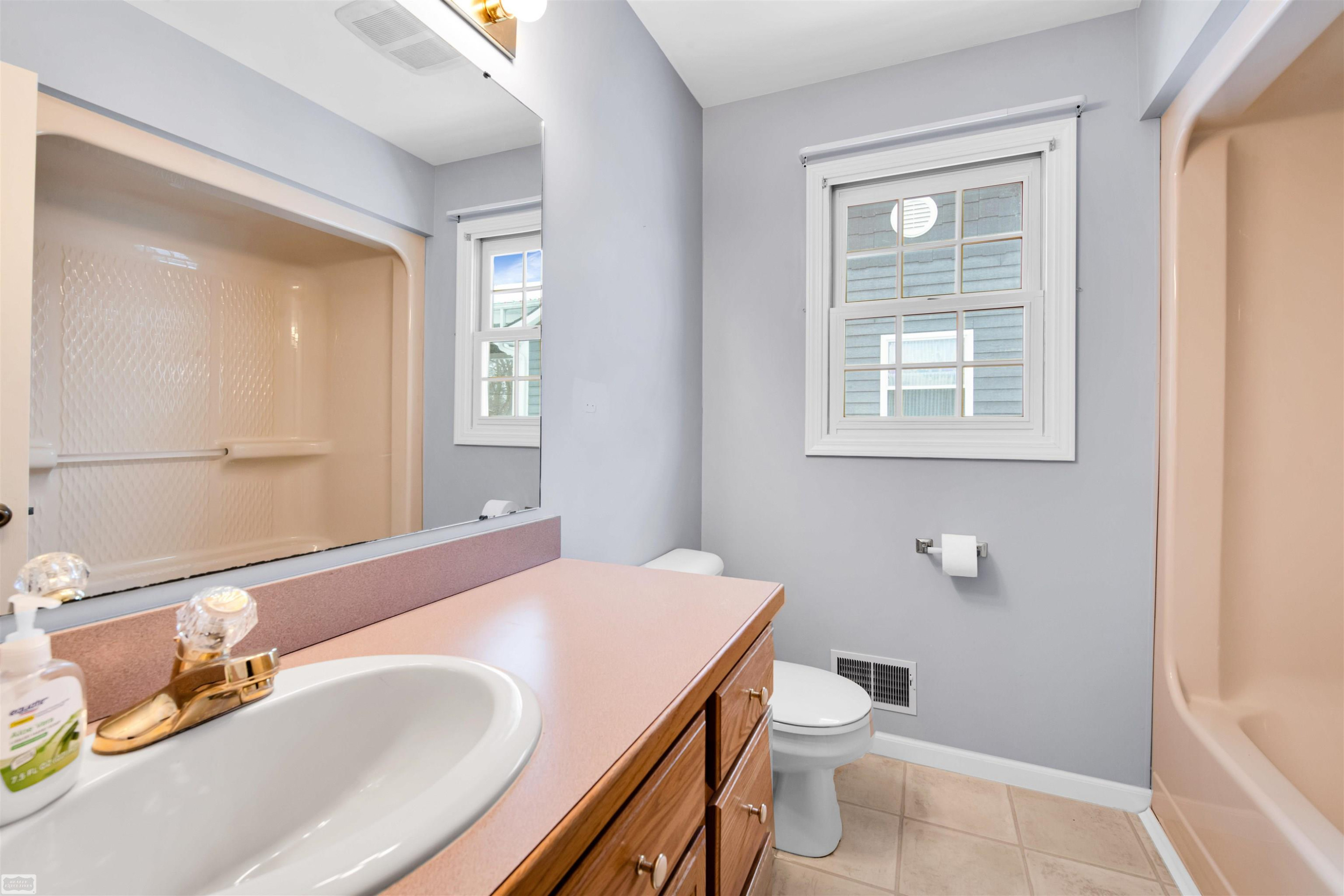 505 S Main Street, Capac, MI 48014 — Photo 7