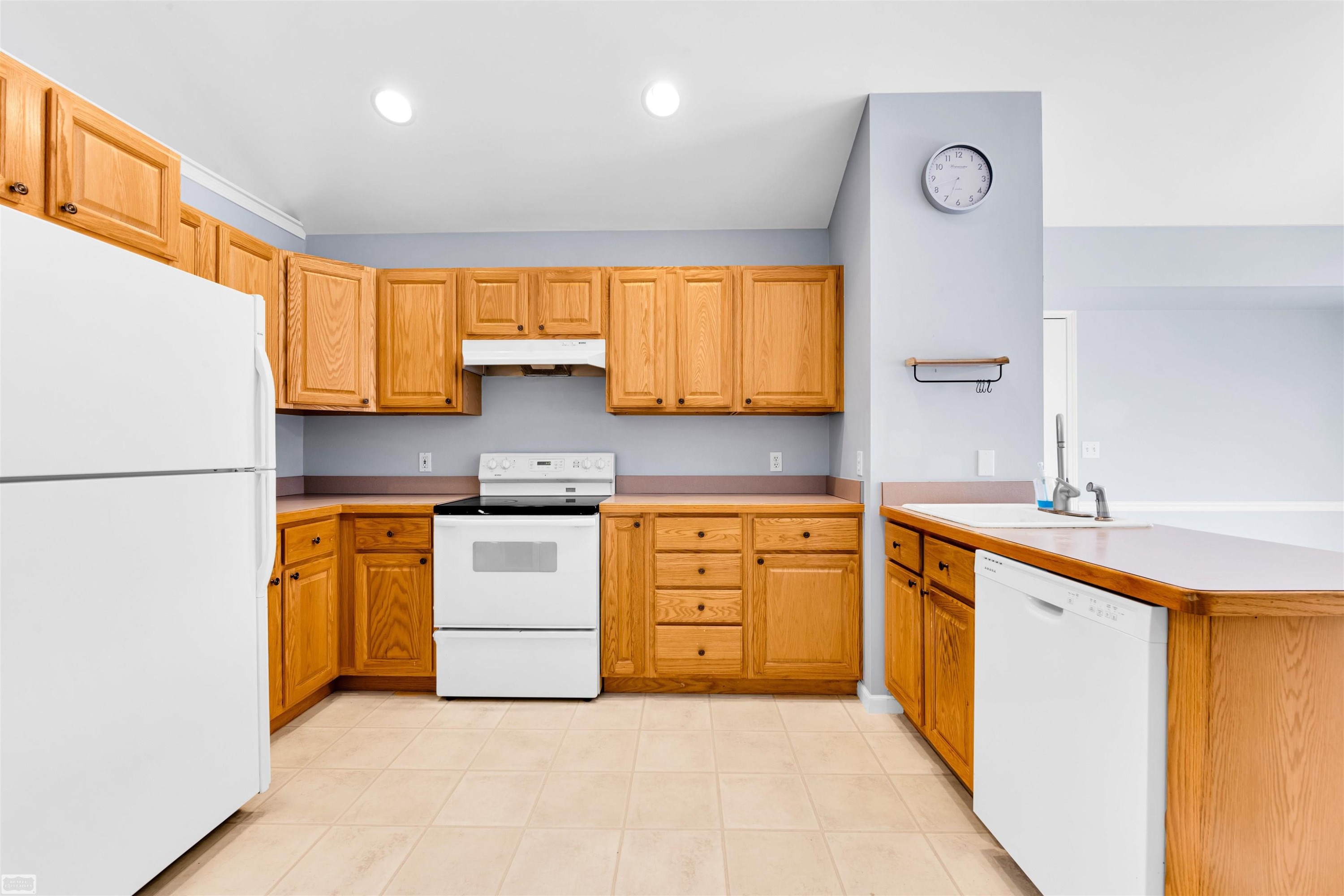 505 S Main Street, Capac, MI 48014 — Photo 16