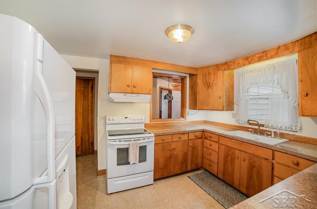 312 N 3rd Street, Coleman, MI 48618 — Photo 5