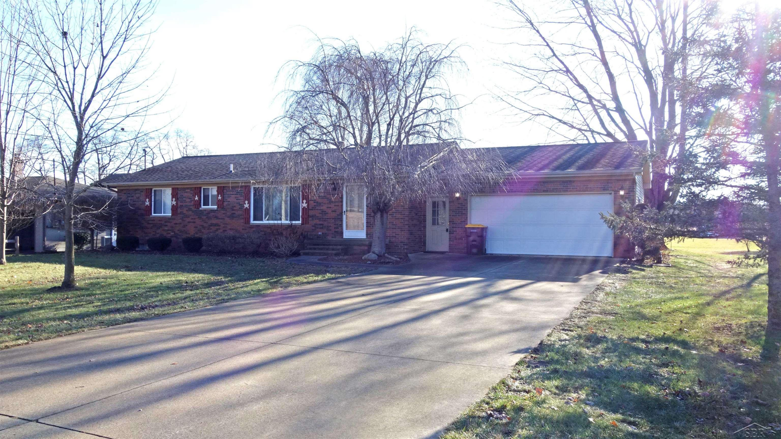 810 Sunflower Drive, Chesaning, MI 48616 — Photo 3