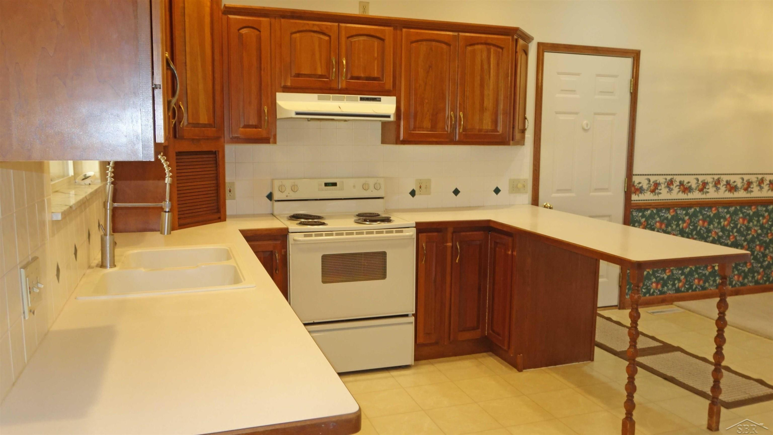 810 Sunflower Drive, Chesaning, MI 48616 — Photo 9