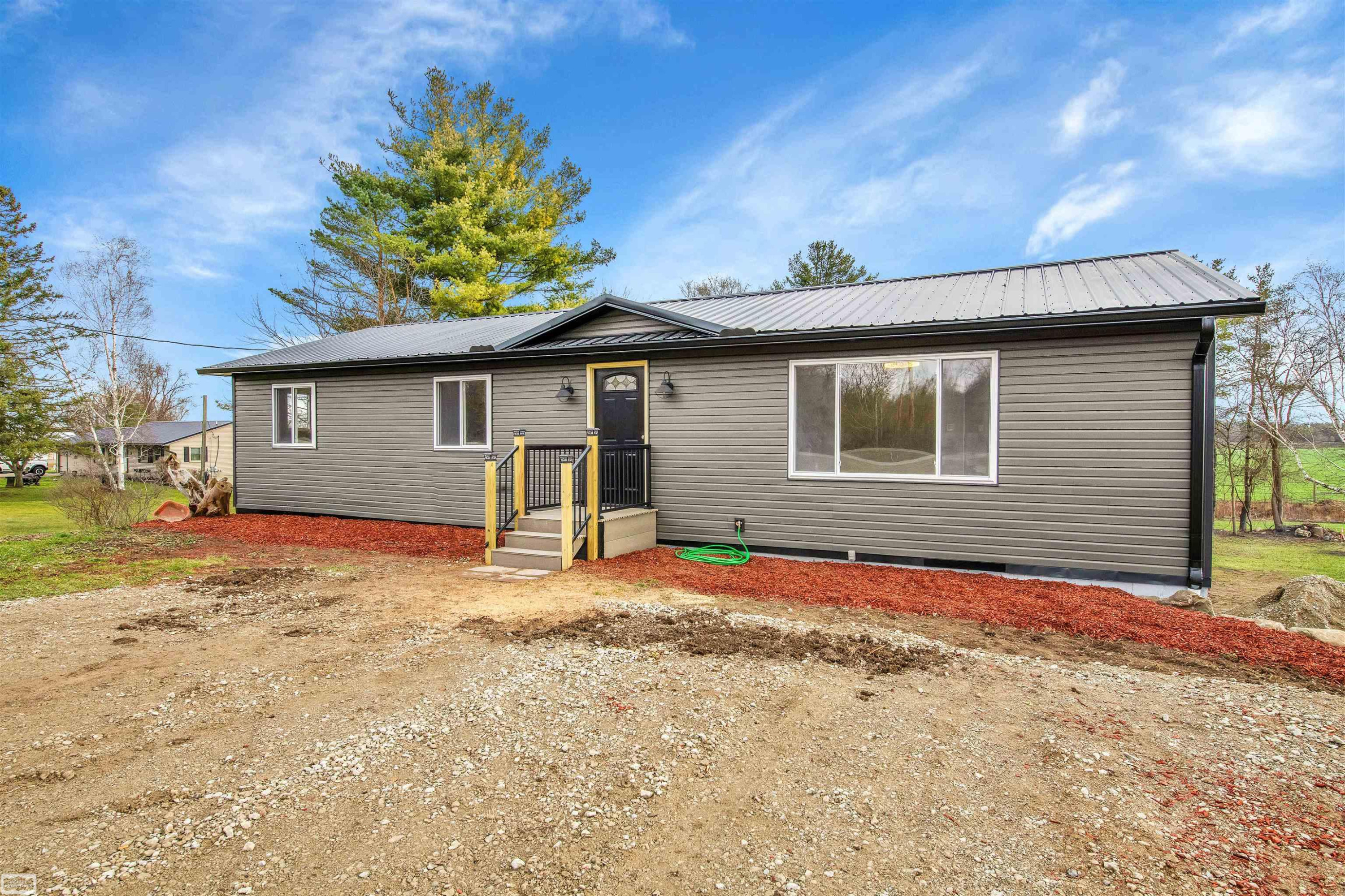 704 N Van Dyke Road, Imlay City, MI 48444 — Photo 2