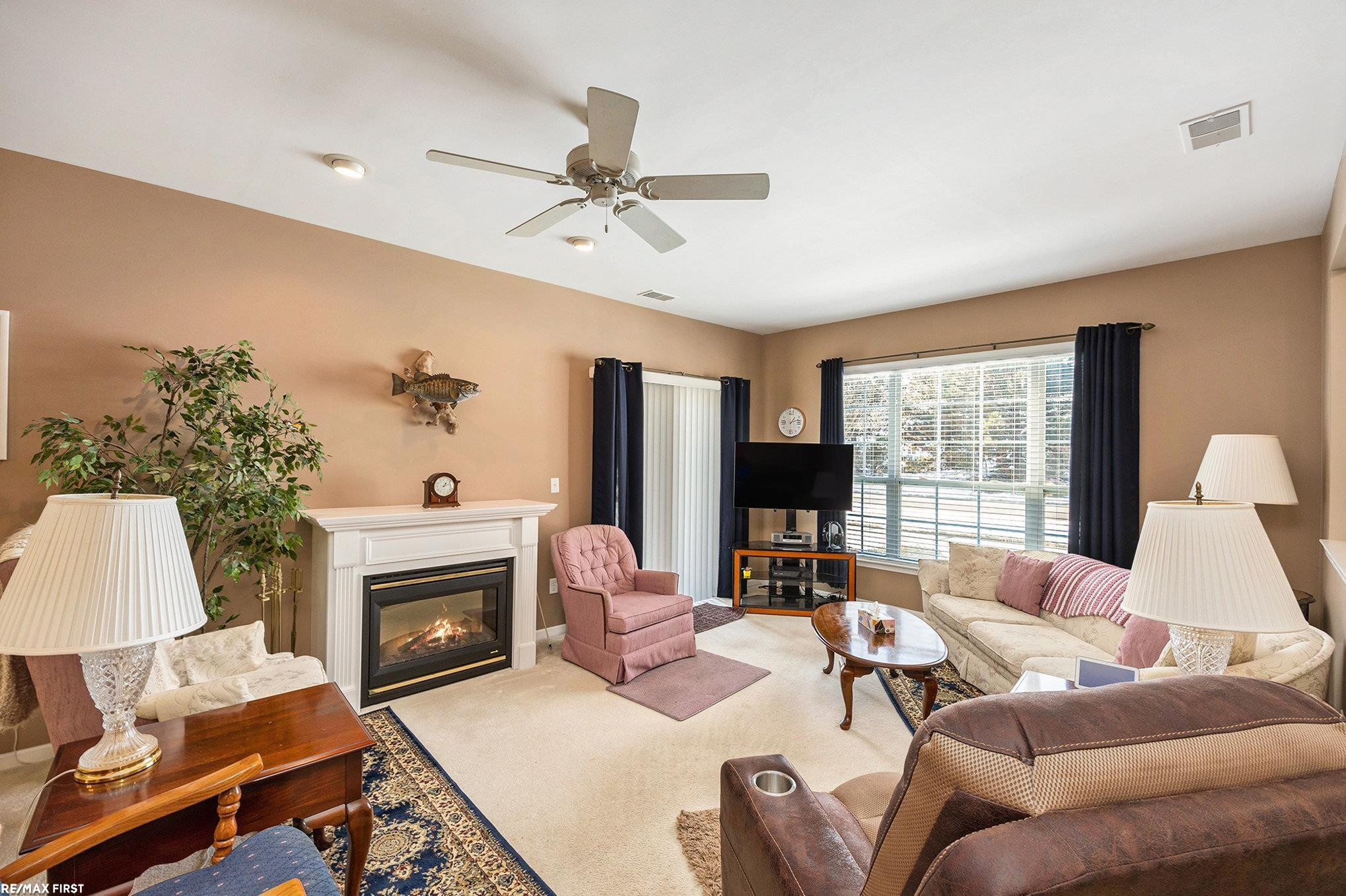45622 Warwick Drive, Macomb, MI 48044 — Photo 4