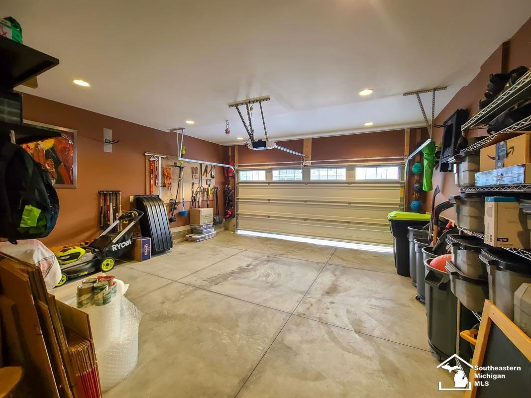 6382 S Trailwoods Drive, Ann Arbor, MI 48103 — Photo 35
