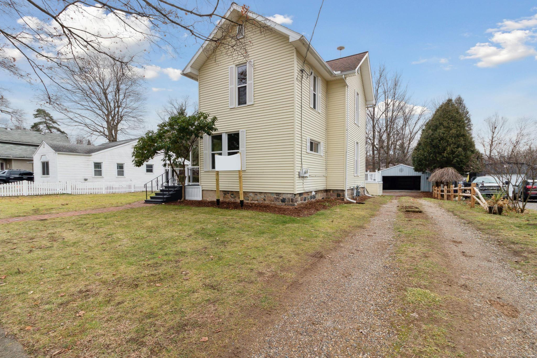 115 S Concord Street, Concord, MI 49237 — Photo 2