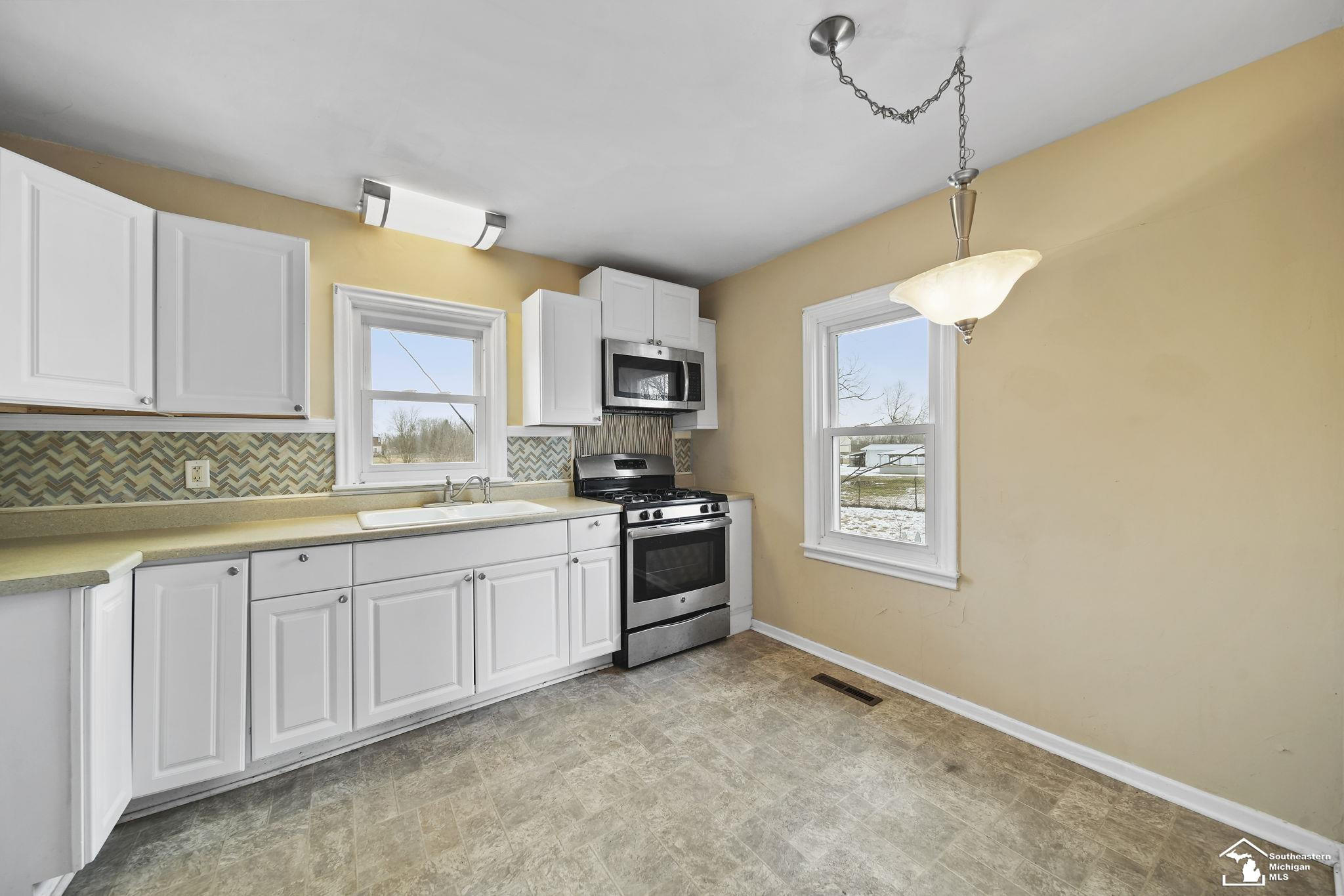 3990 E US 223 Highway, Adrian, MI 49221 — Photo 10