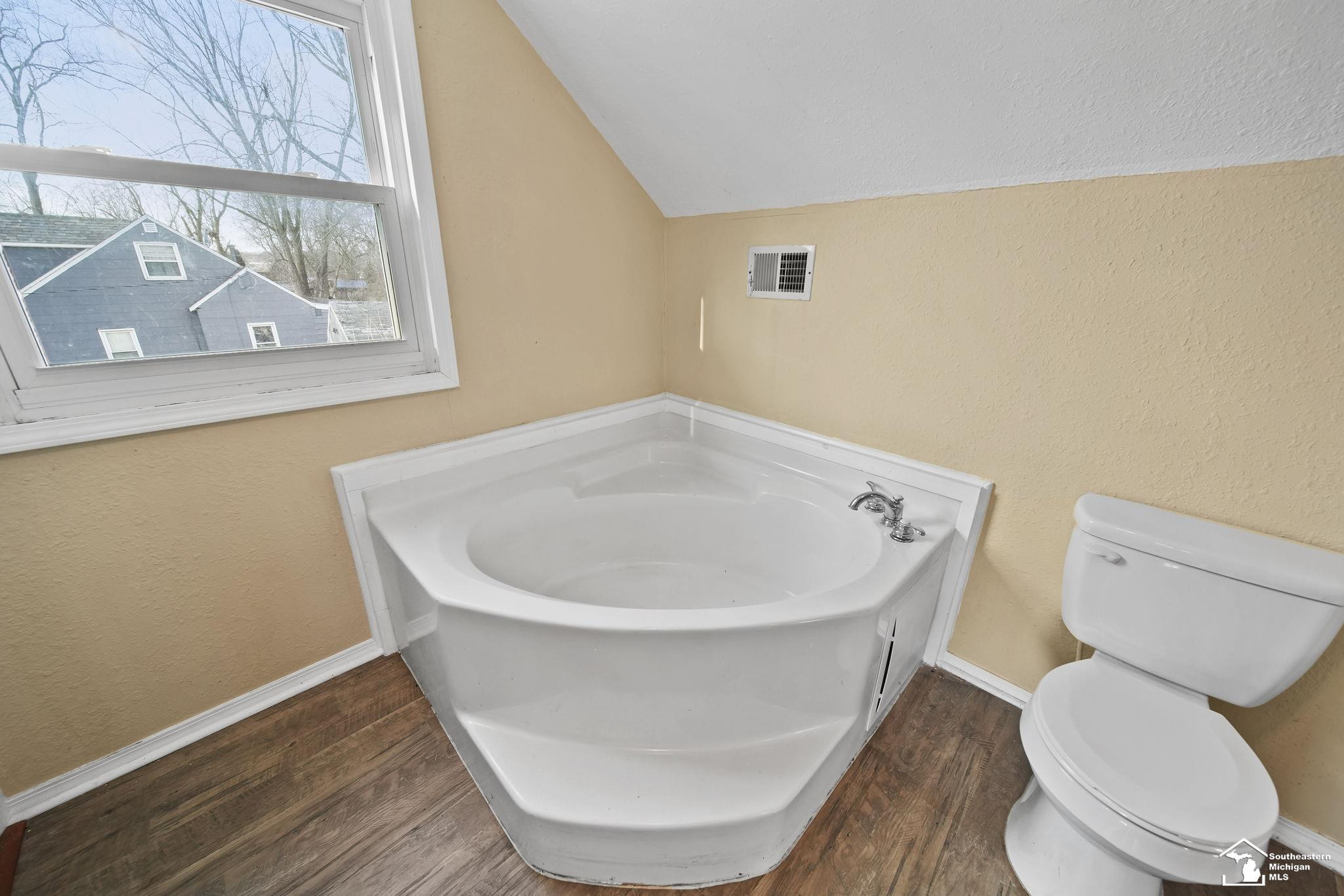 3990 E US 223 Highway, Adrian, MI 49221 — Photo 25