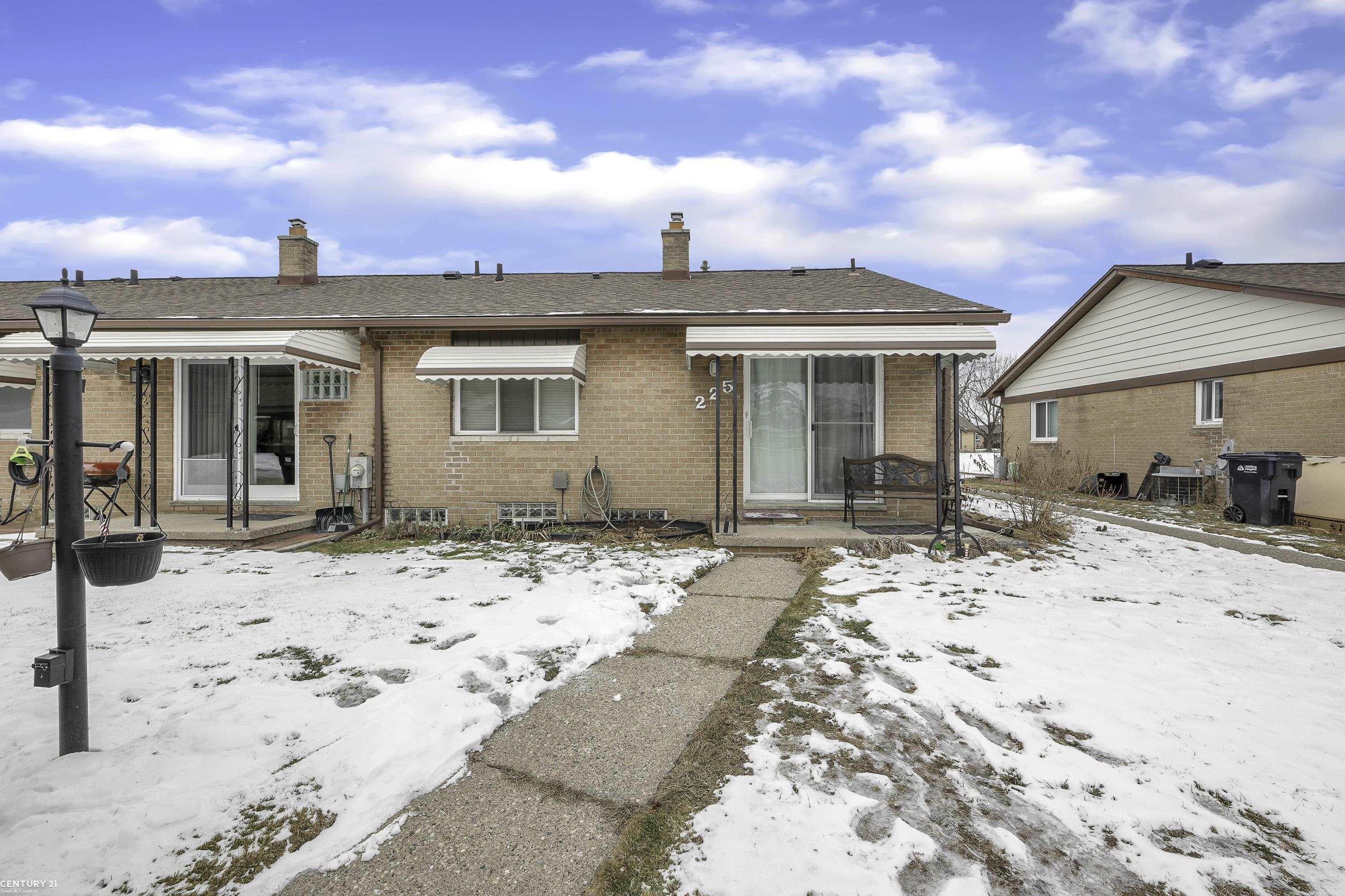 8401 18 Mile Road, 225, Sterling Heights, MI 48313 — Photo 2