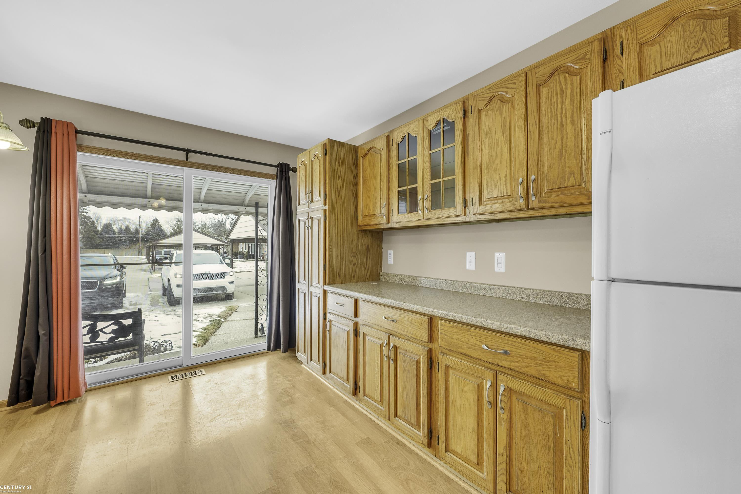 8401 18 Mile Road, 225, Sterling Heights, MI 48313 — Photo 5