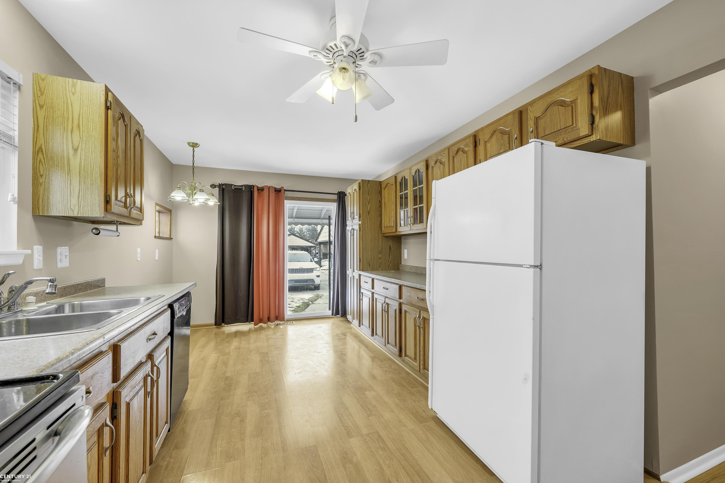 8401 18 Mile Road, 225, Sterling Heights, MI 48313 — Photo 6