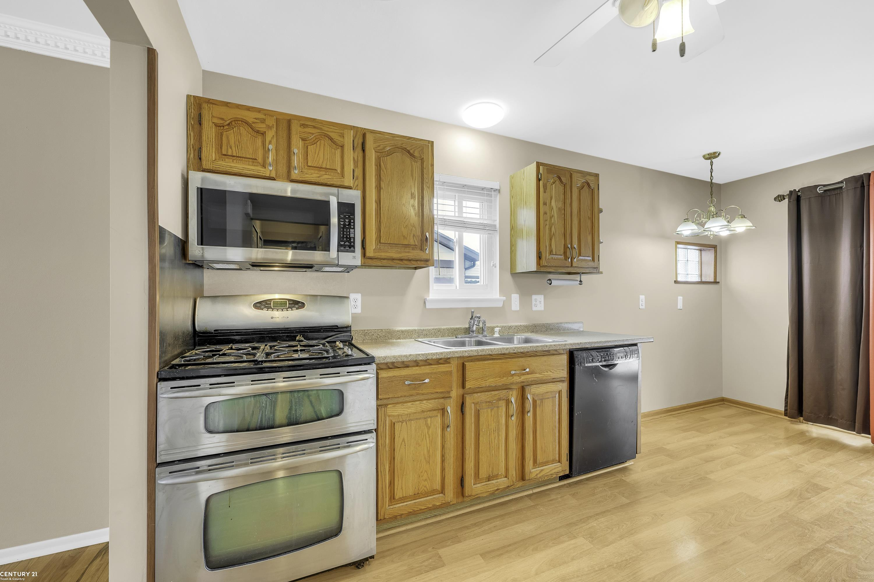 8401 18 Mile Road, 225, Sterling Heights, MI 48313 — Photo 7