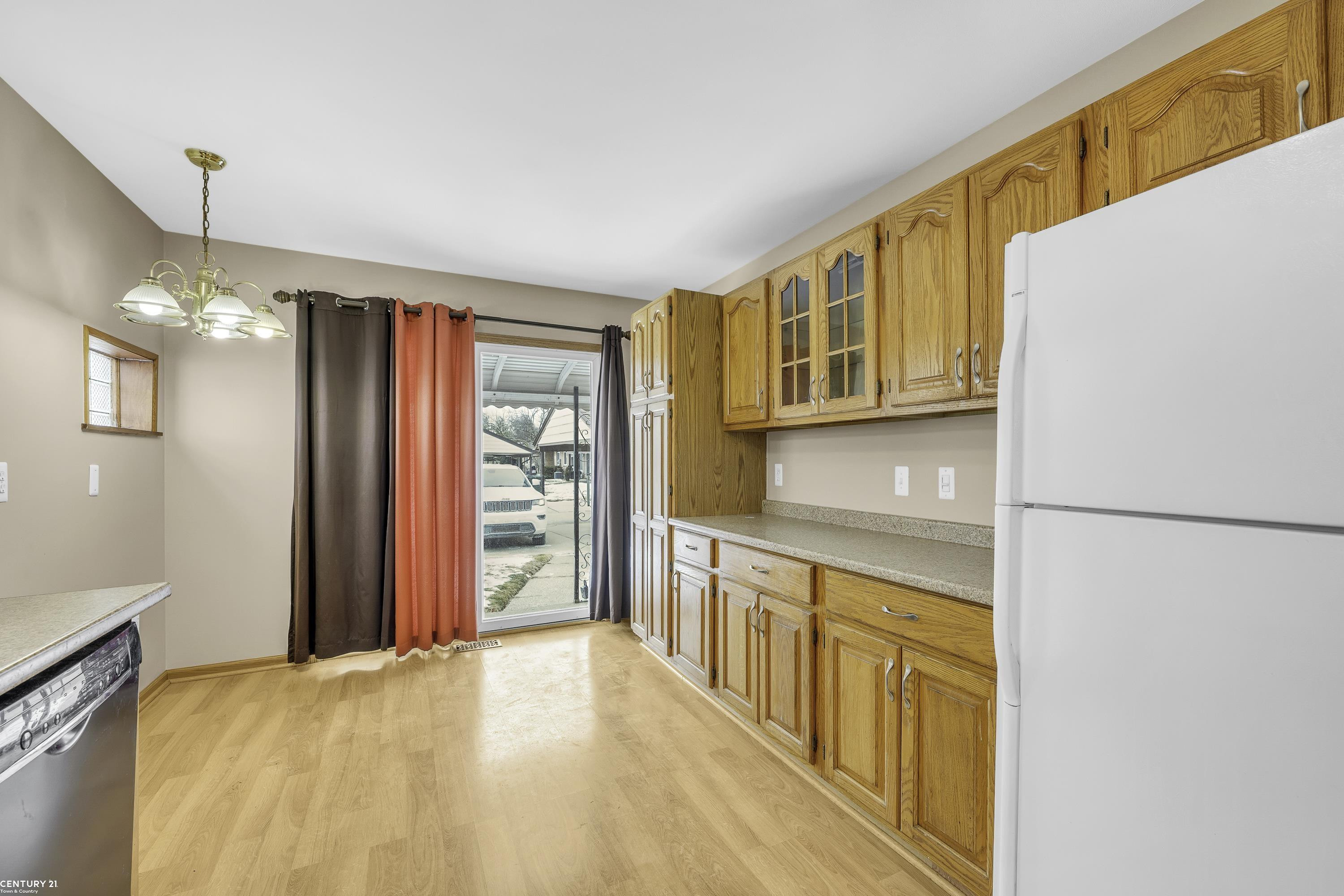 8401 18 Mile Road, 225, Sterling Heights, MI 48313 — Photo 8