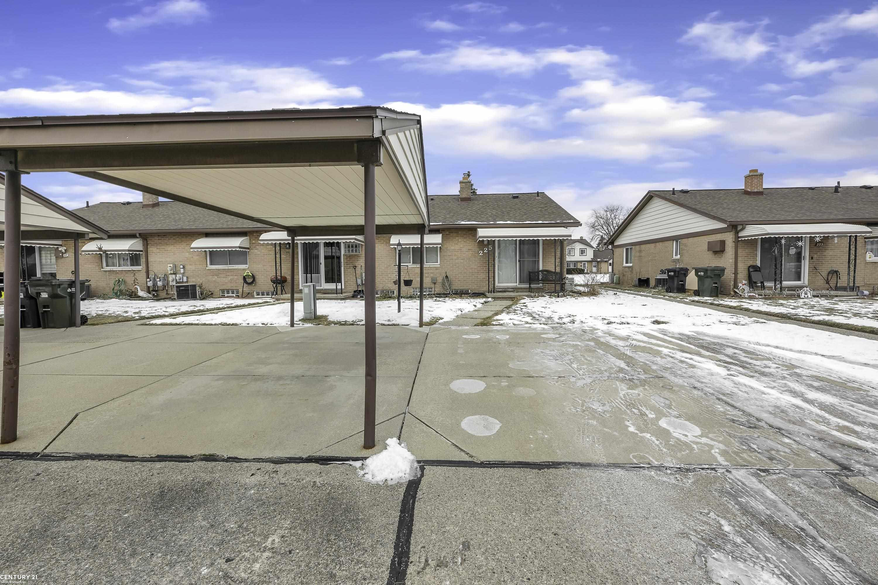 8401 18 Mile Road, 225, Sterling Heights, MI 48313 — Photo 28
