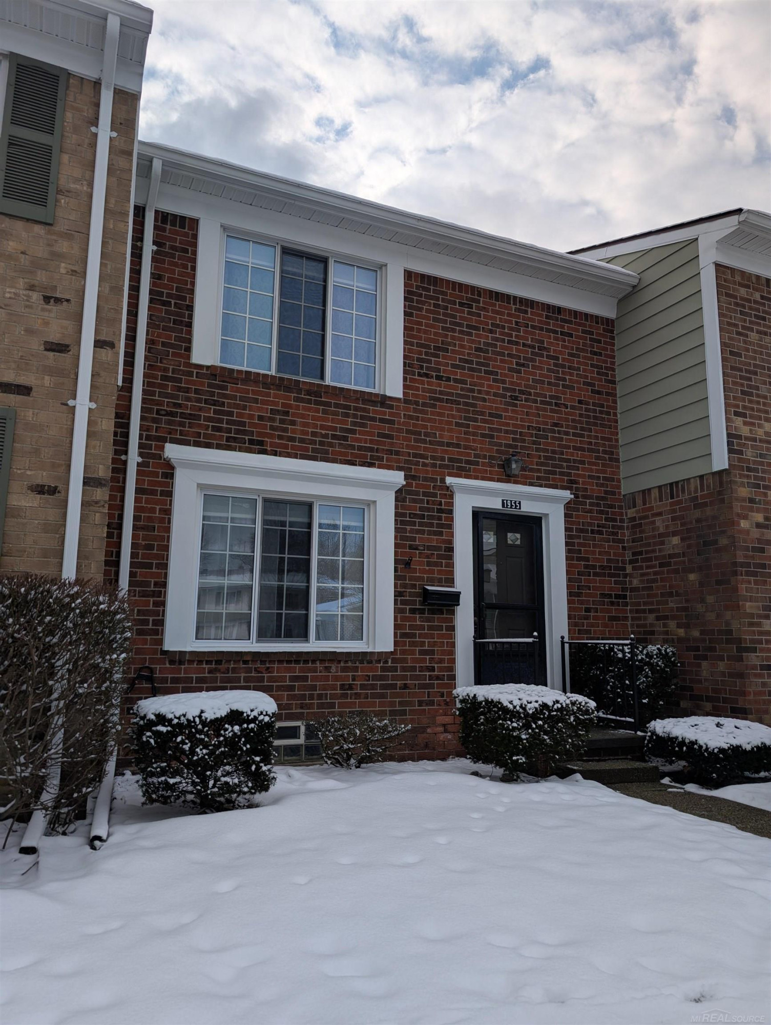 1955 Ridge Court, Royal Oak, MI 48073 — front exterior