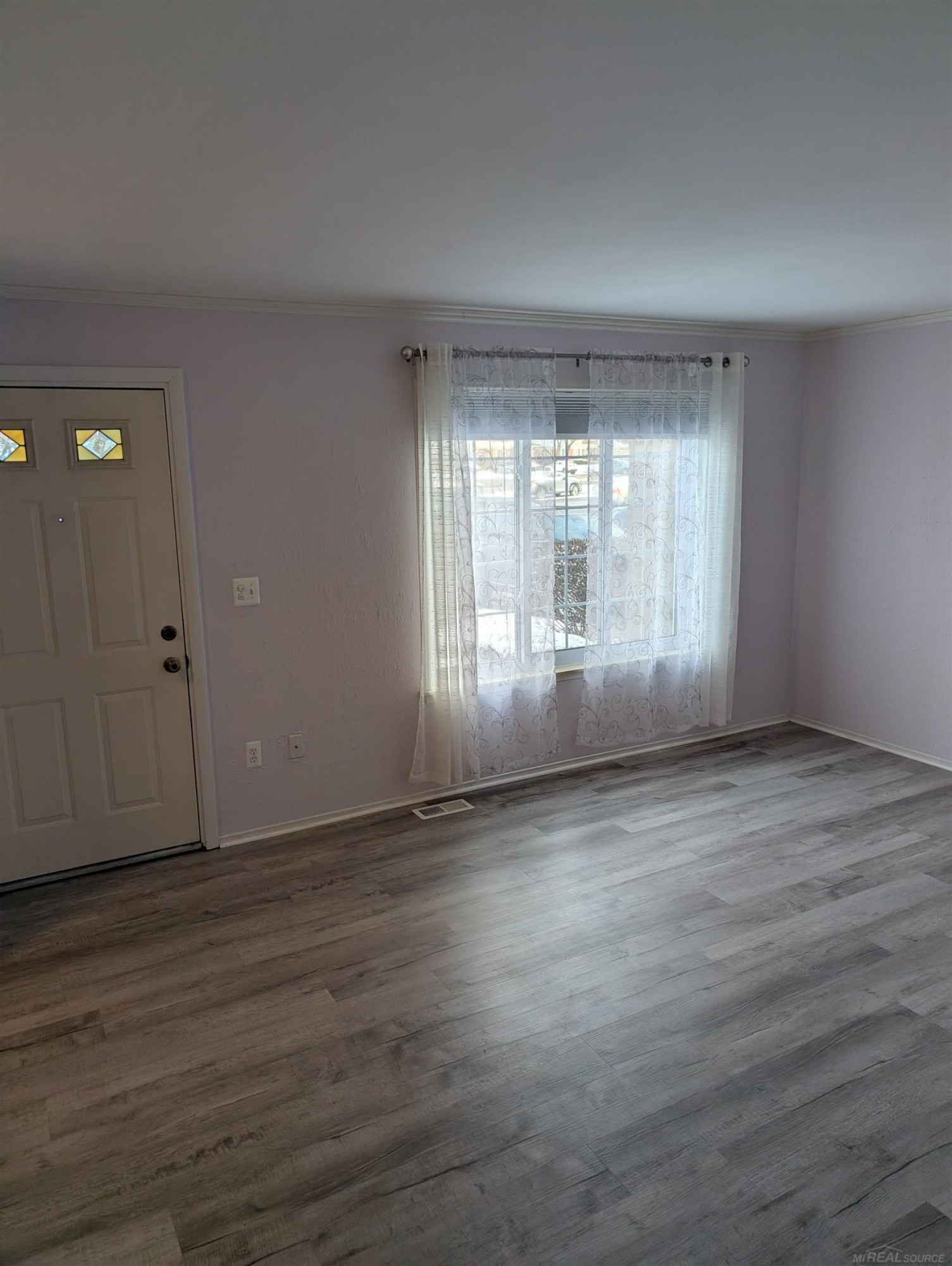 1955 Ridge Court, Royal Oak, MI 48073 — Photo 2