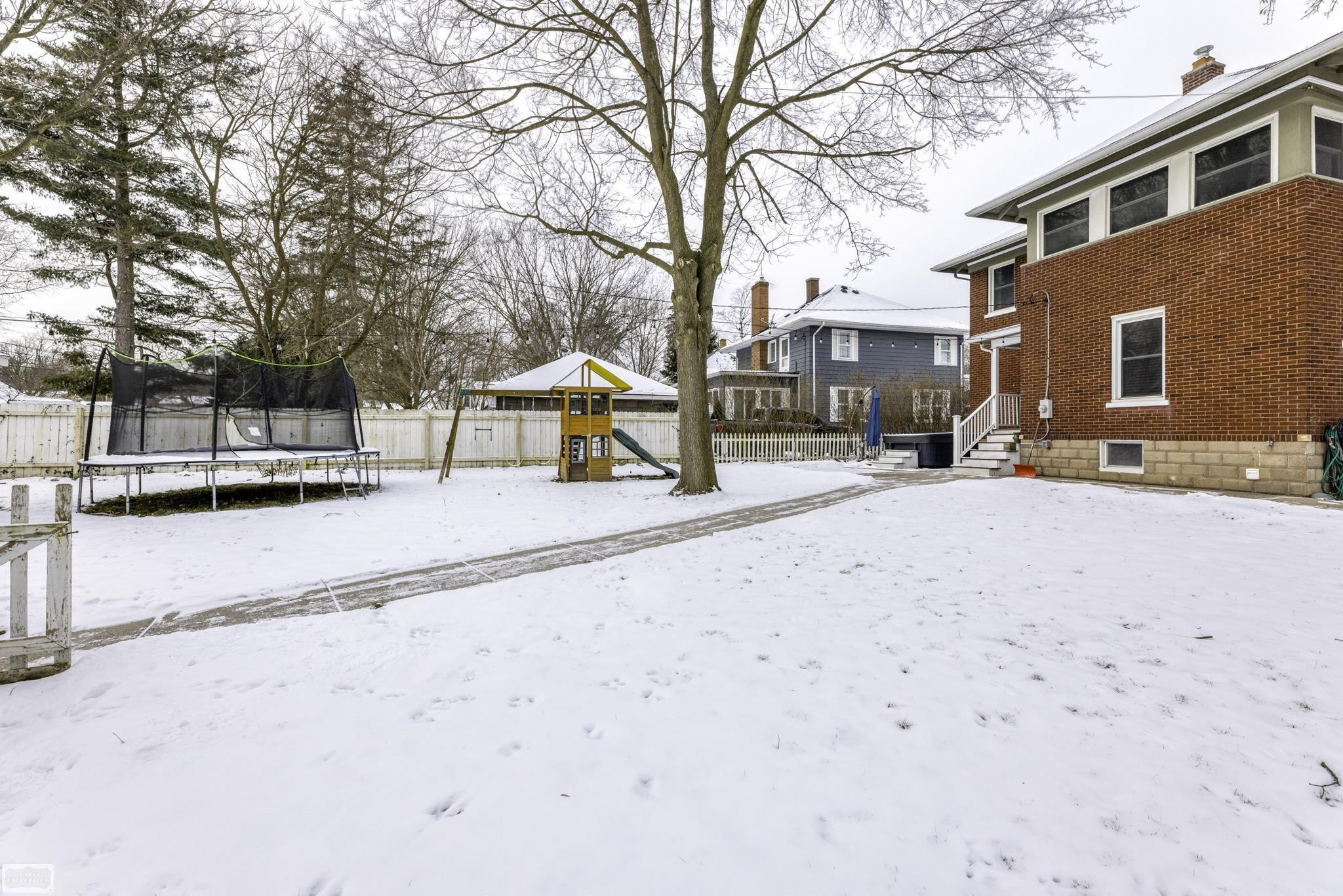 177 W Saint Clair Street, MI 48065 — Photo 35