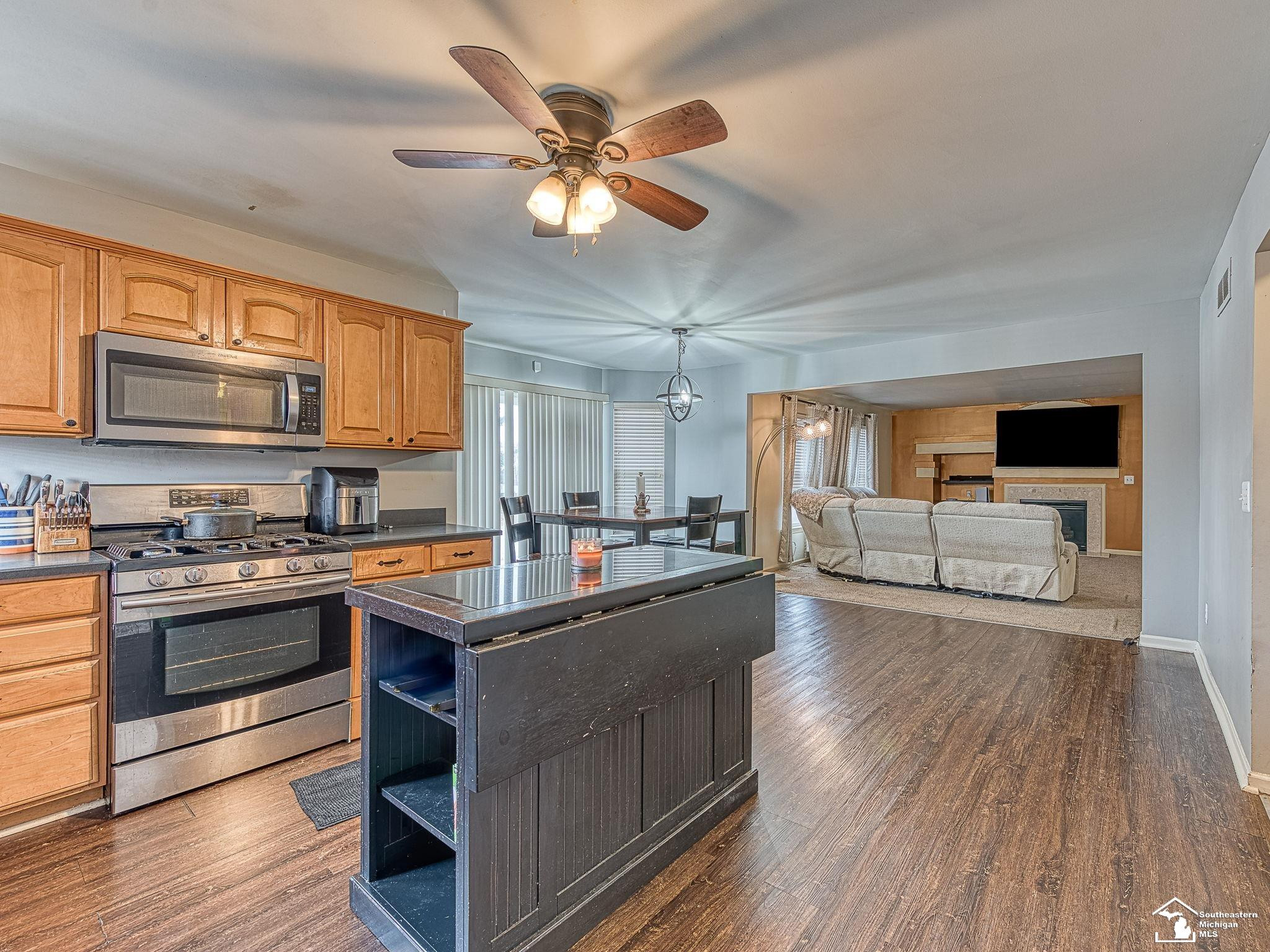 8703 Barrington, Ypsilanti, MI 48198 — Photo 8