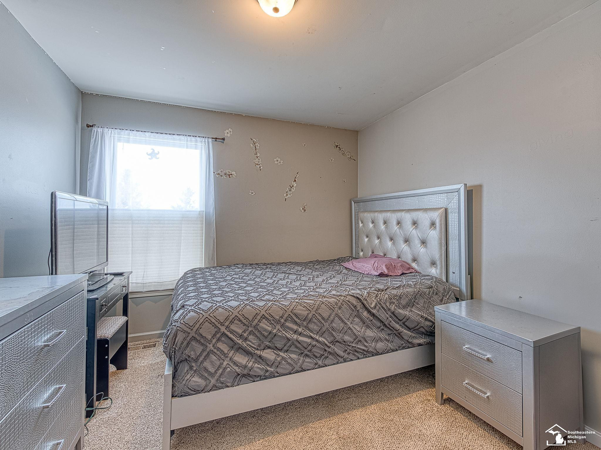 8703 Barrington, Ypsilanti, MI 48198 — Photo 19