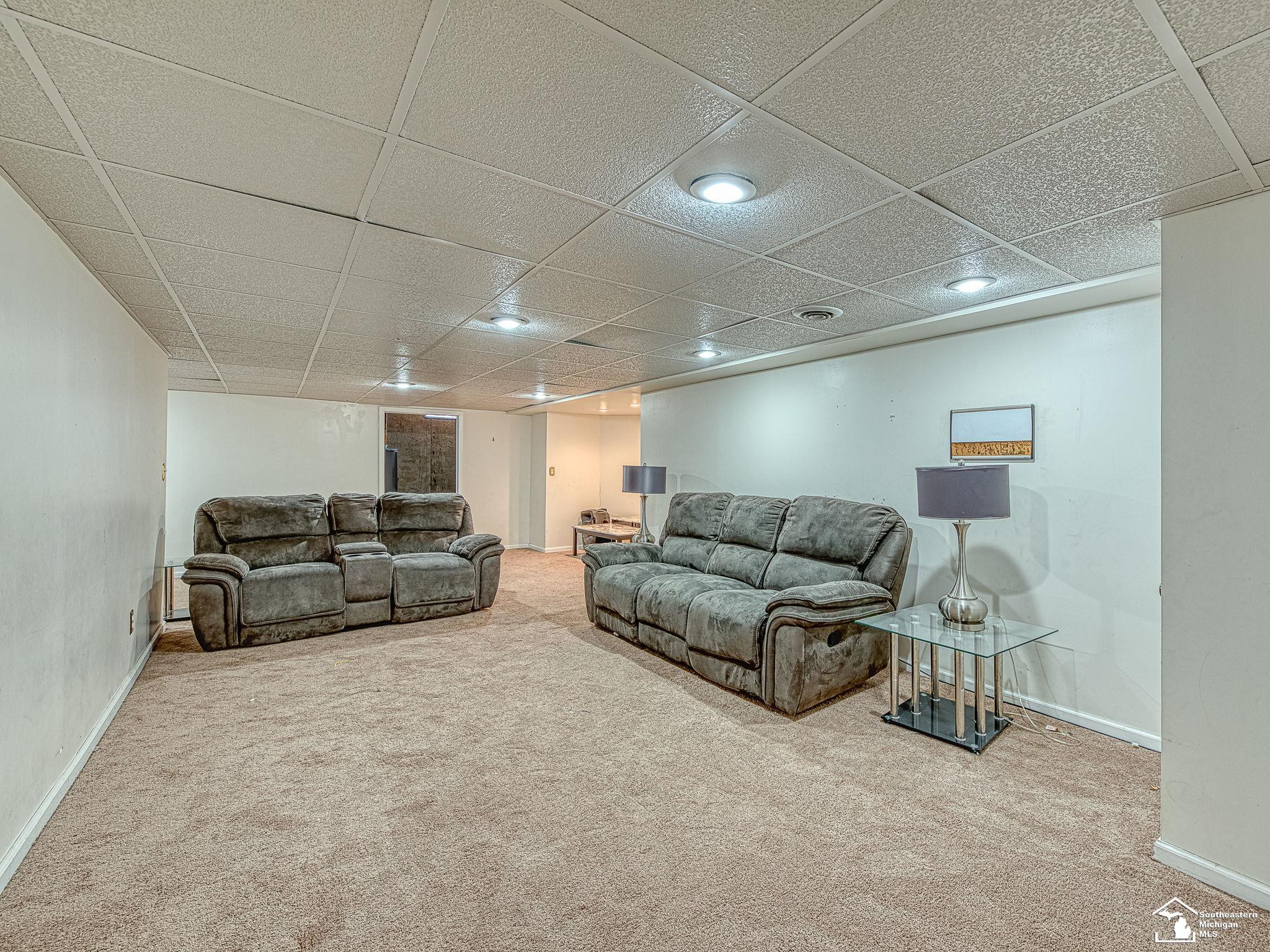 8703 Barrington, Ypsilanti, MI 48198 — Photo 27
