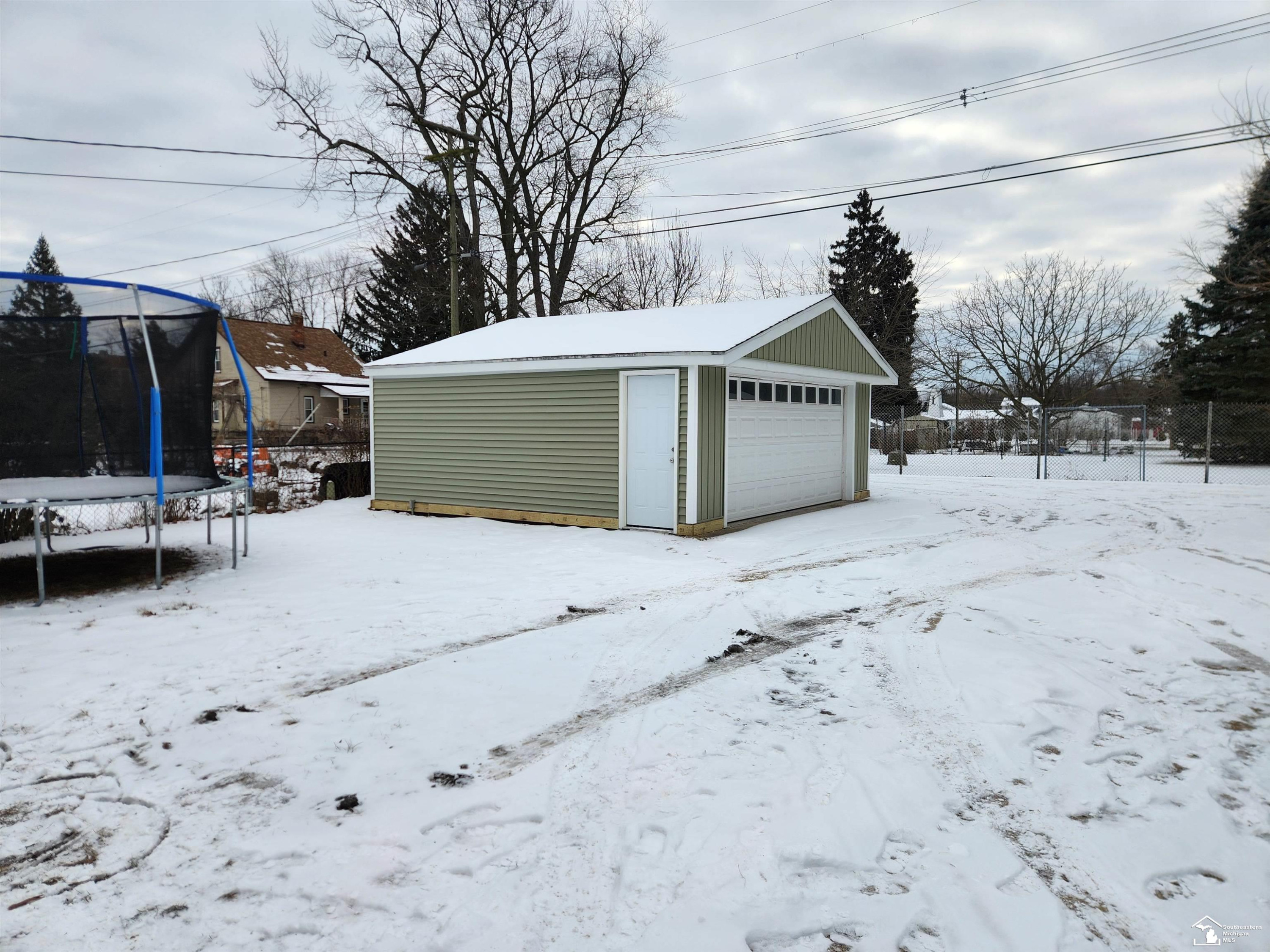 1705 Monroe, Carleton, MI 48117 — Photo 15