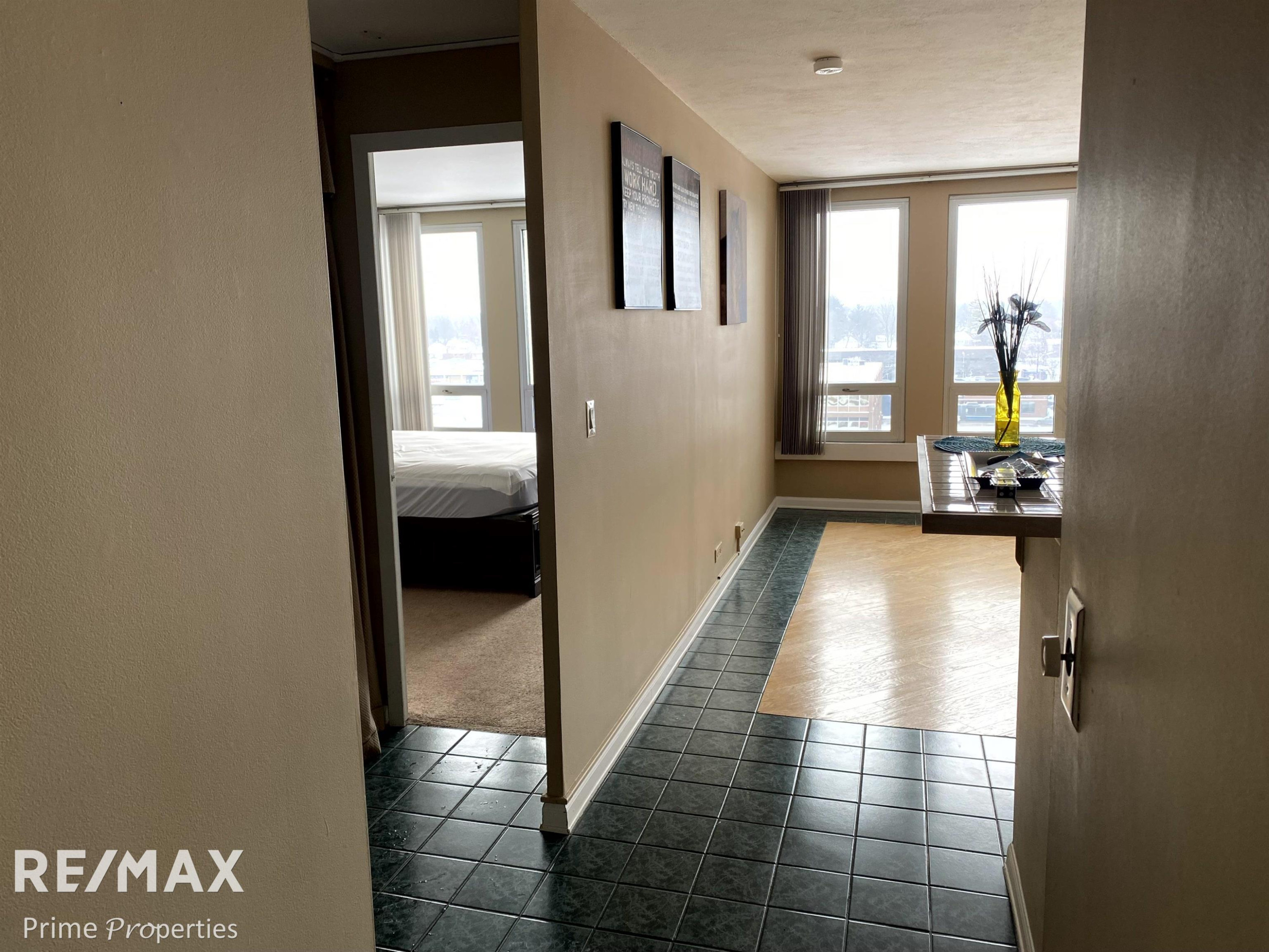 22700 Garrison Street, 704, Dearborn, MI 48124 — Photo 24