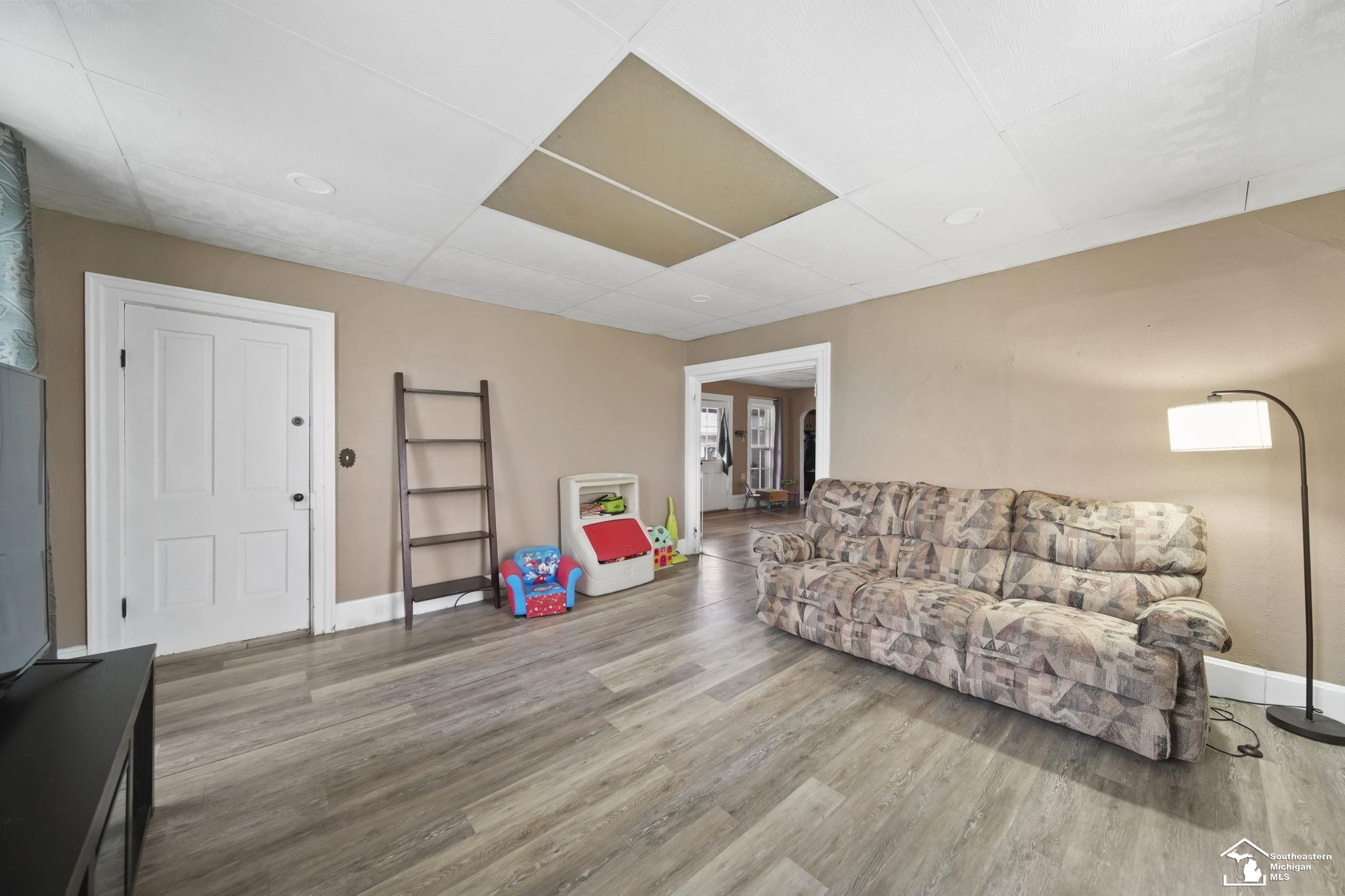 1083 Seneca Street, Adrian, MI 49221 — Photo 8
