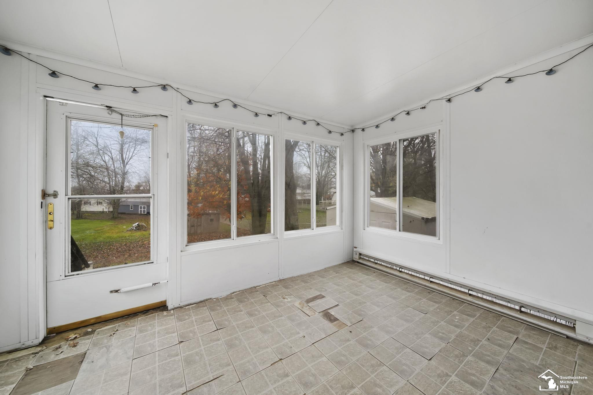1083 Seneca Street, Adrian, MI 49221 — Photo 18